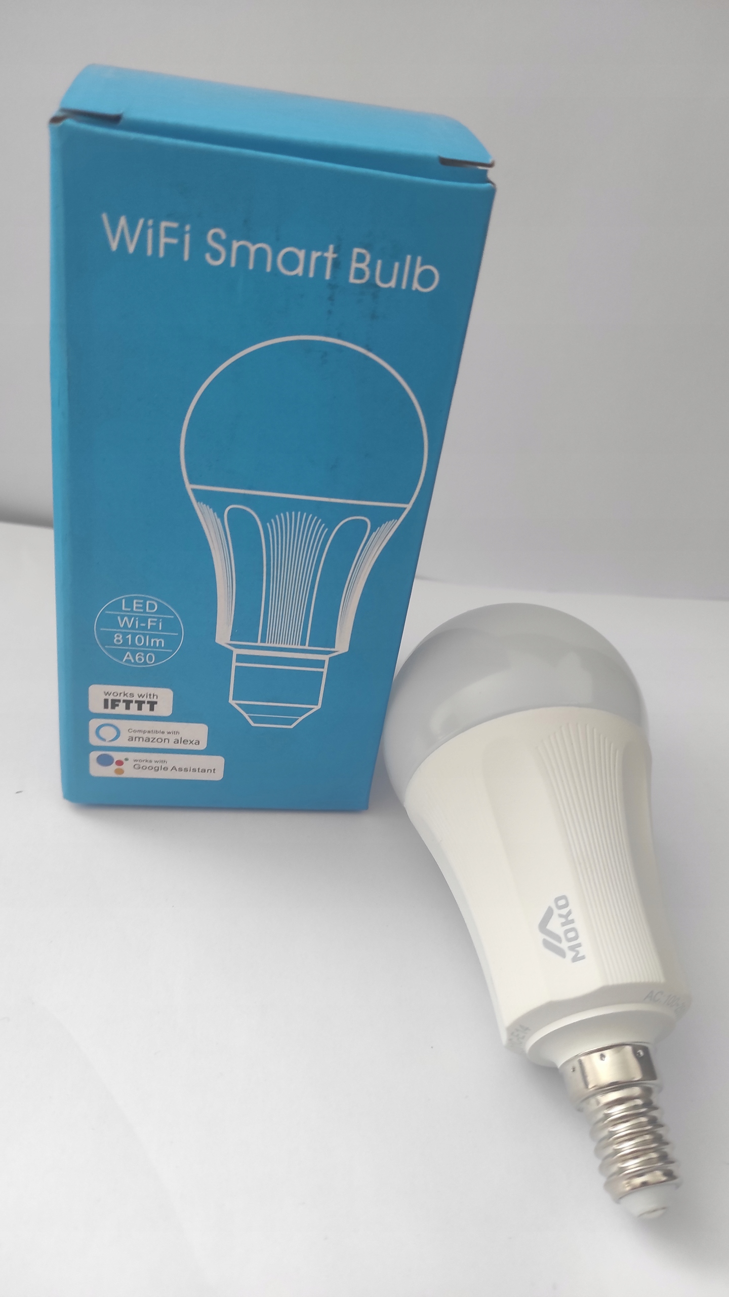 Żarówka LED Wi-Fi Smart Bulb