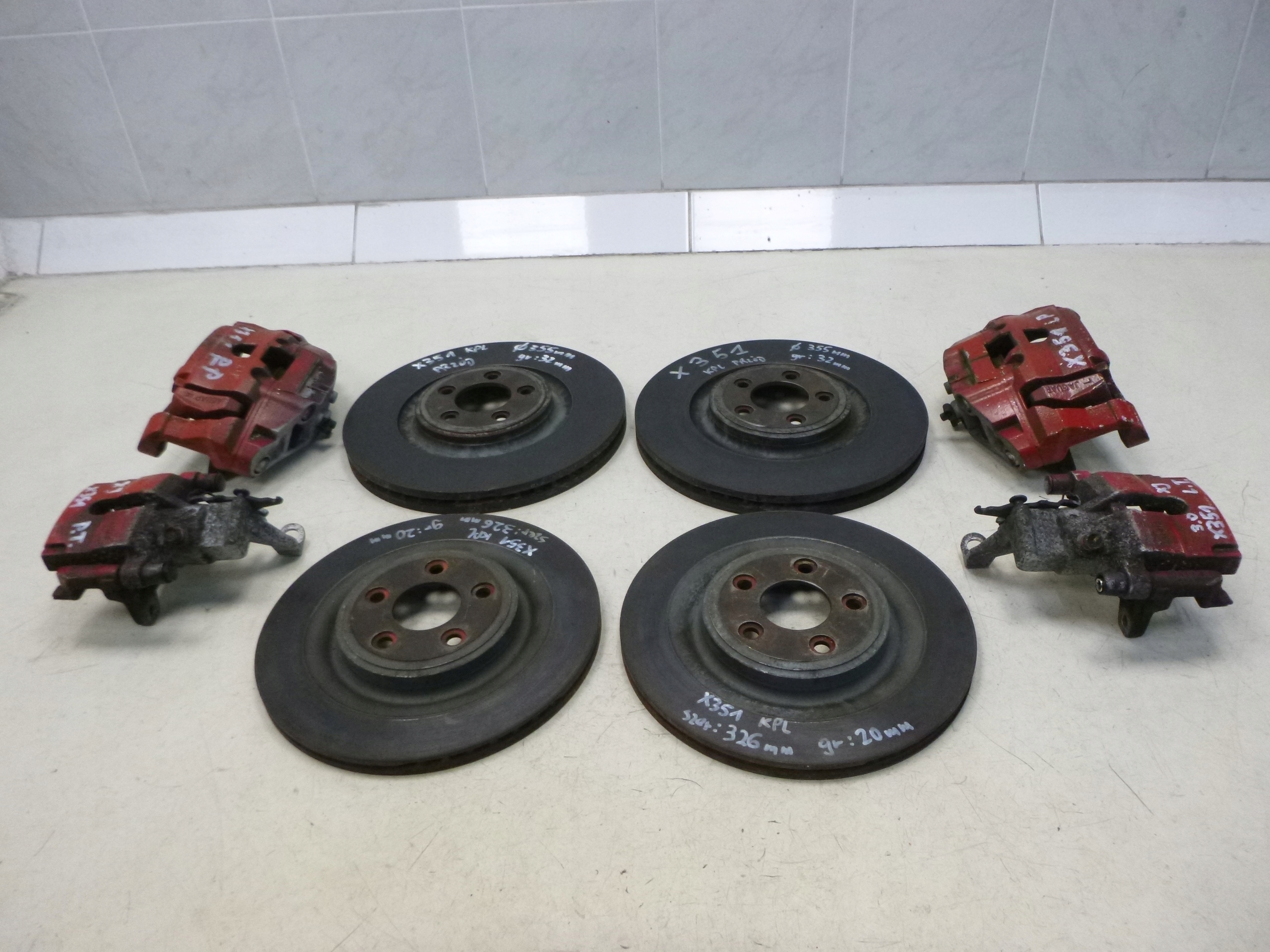 JAGUAR XJ X351 discs brake calipers KOMPLET