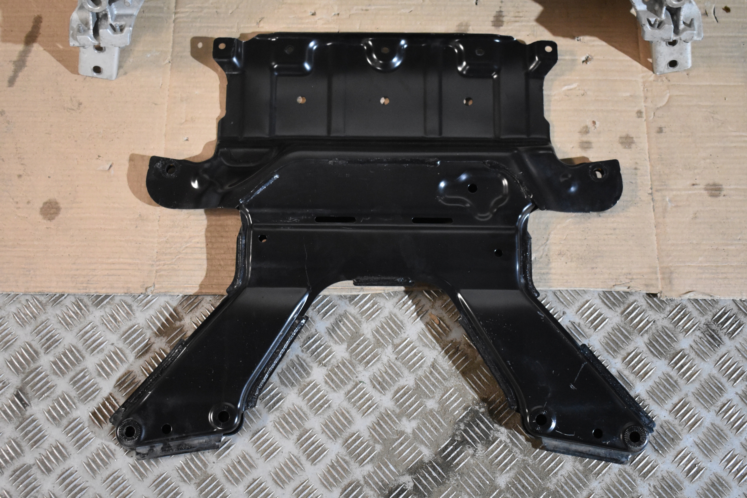 IDEALNY subframe springing axle beam front AUDI E-TRON 1