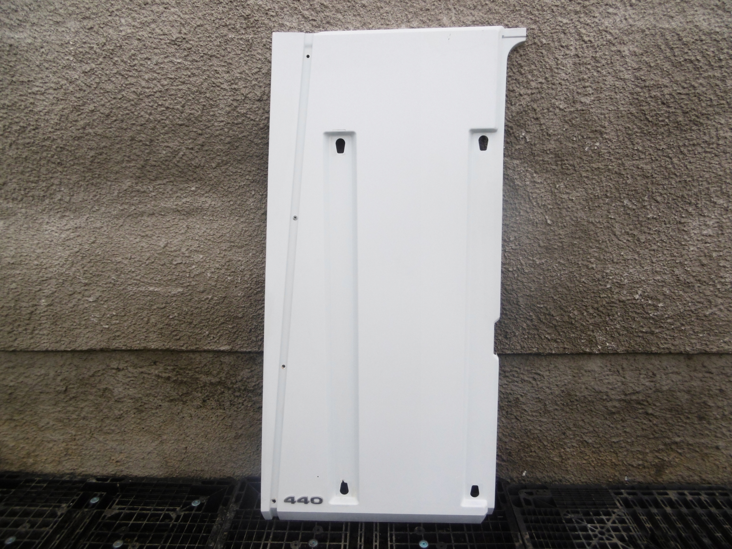 POSZYCIE PRAWE BOK KABINY RENAULT MAGNUM DXI