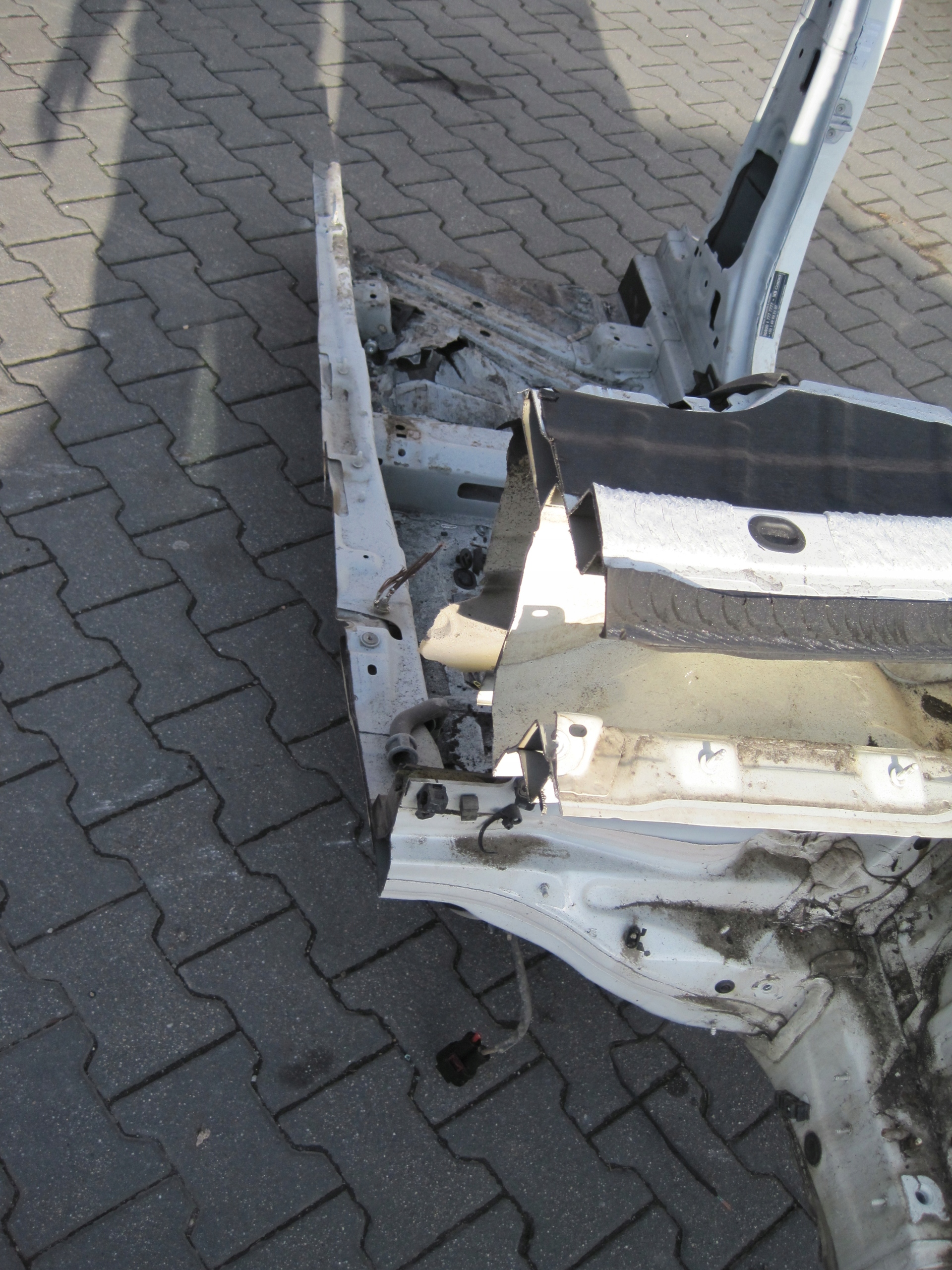 quarter left front MERCEDES B KLASA 246