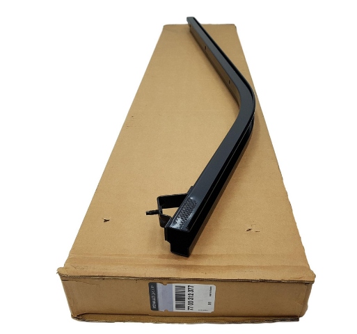 7459000QAB - НАПРАВЛЯЮЩАЯ ДВЕРИ ПЕР. ХИТ II VIVARO 01-OE