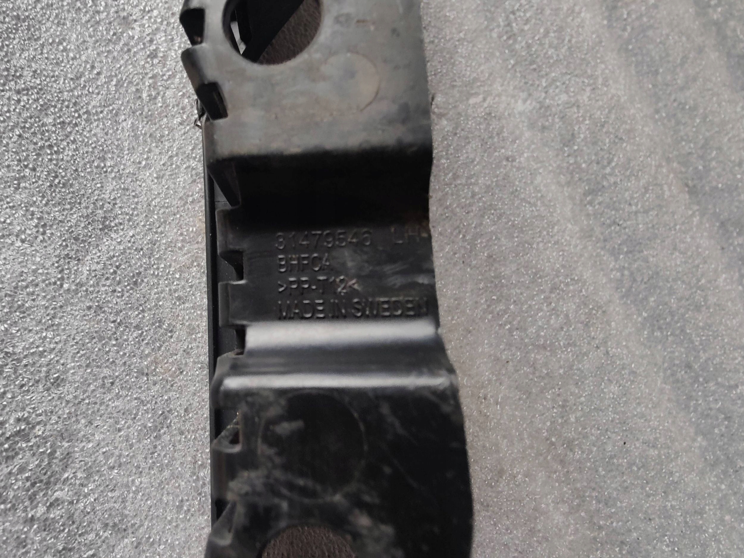 D9d036d744f19db323519b3563ca