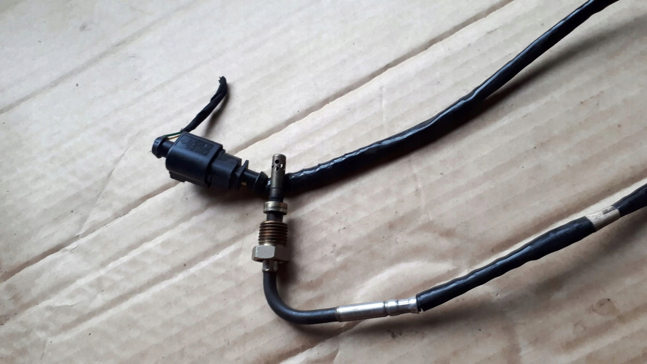 A6 C7 LIFT Sensor TEMPERATURY Gase 2.0 TDI Q5