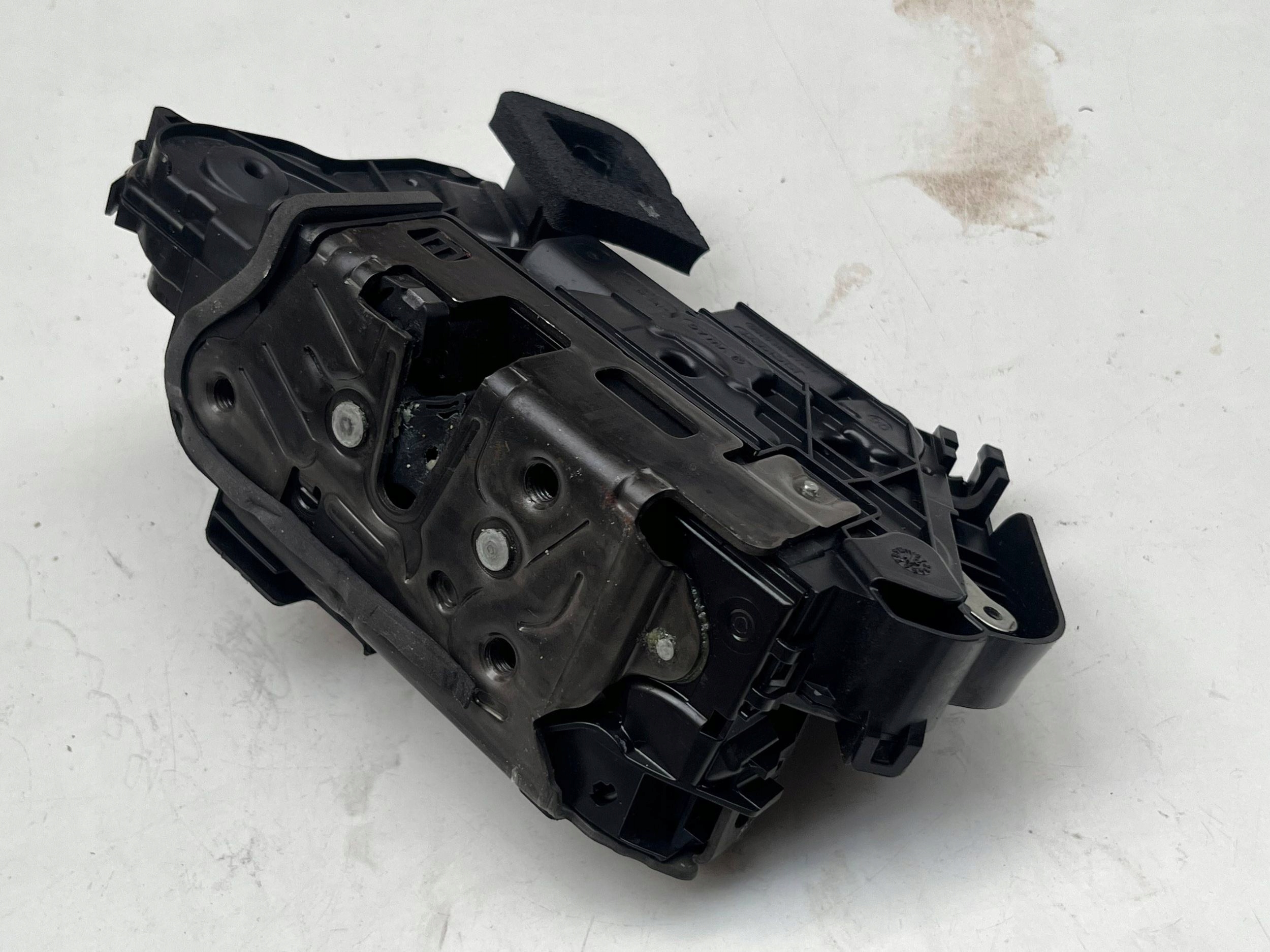 VOLKSWAGEN SEAT SKODA lock door left front 5TB837015C @M