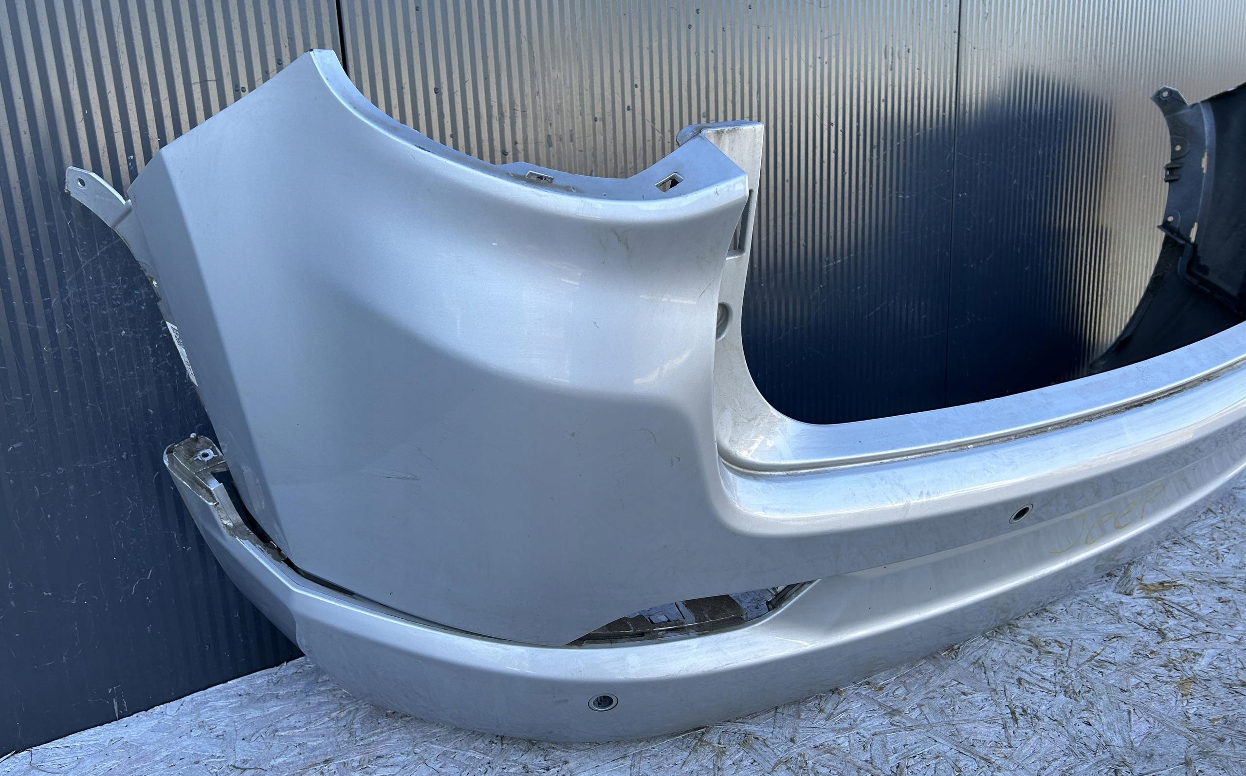 bumper rear part rear JEEP COMPASS II LIFT 20- PDC