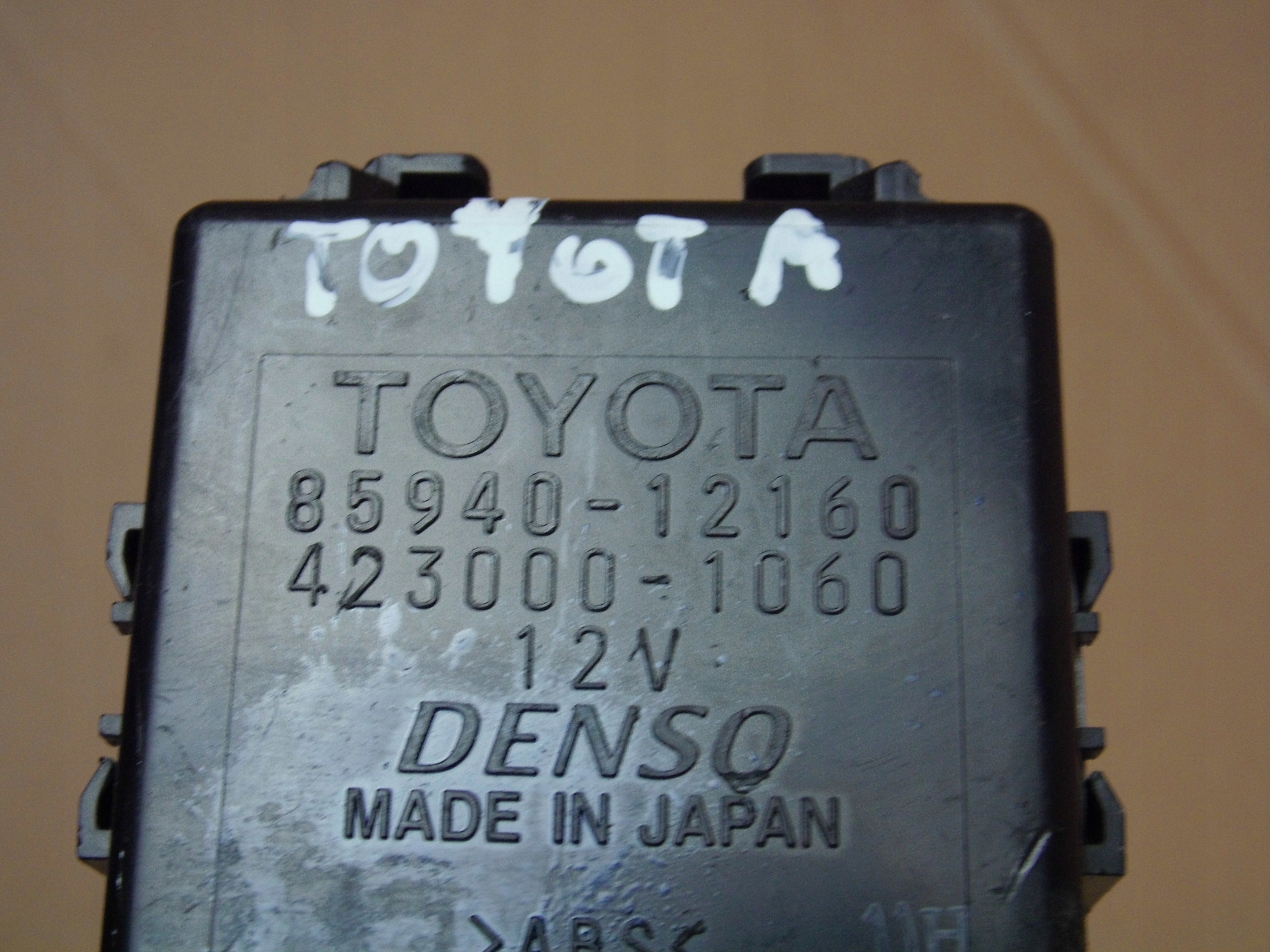 Toyota Auris e Relè tergicristalli 85940-12160