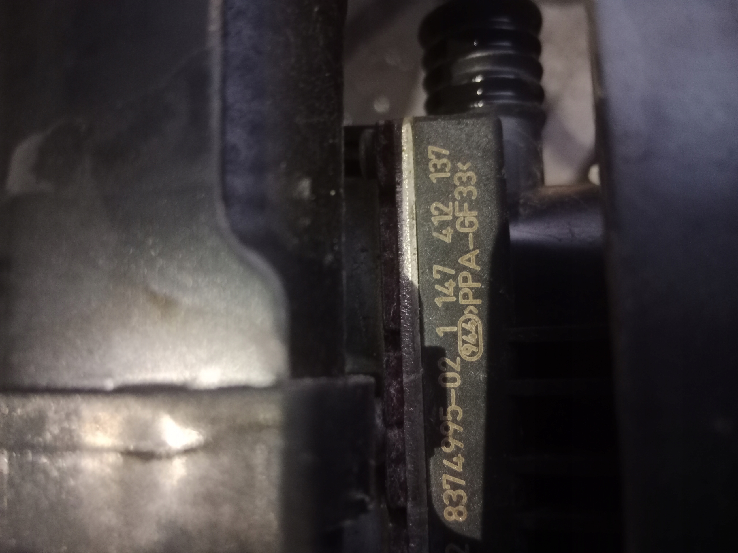Électrovanne Pompe Circulation RANGE ROVER L322 4,4 B V8 8374995