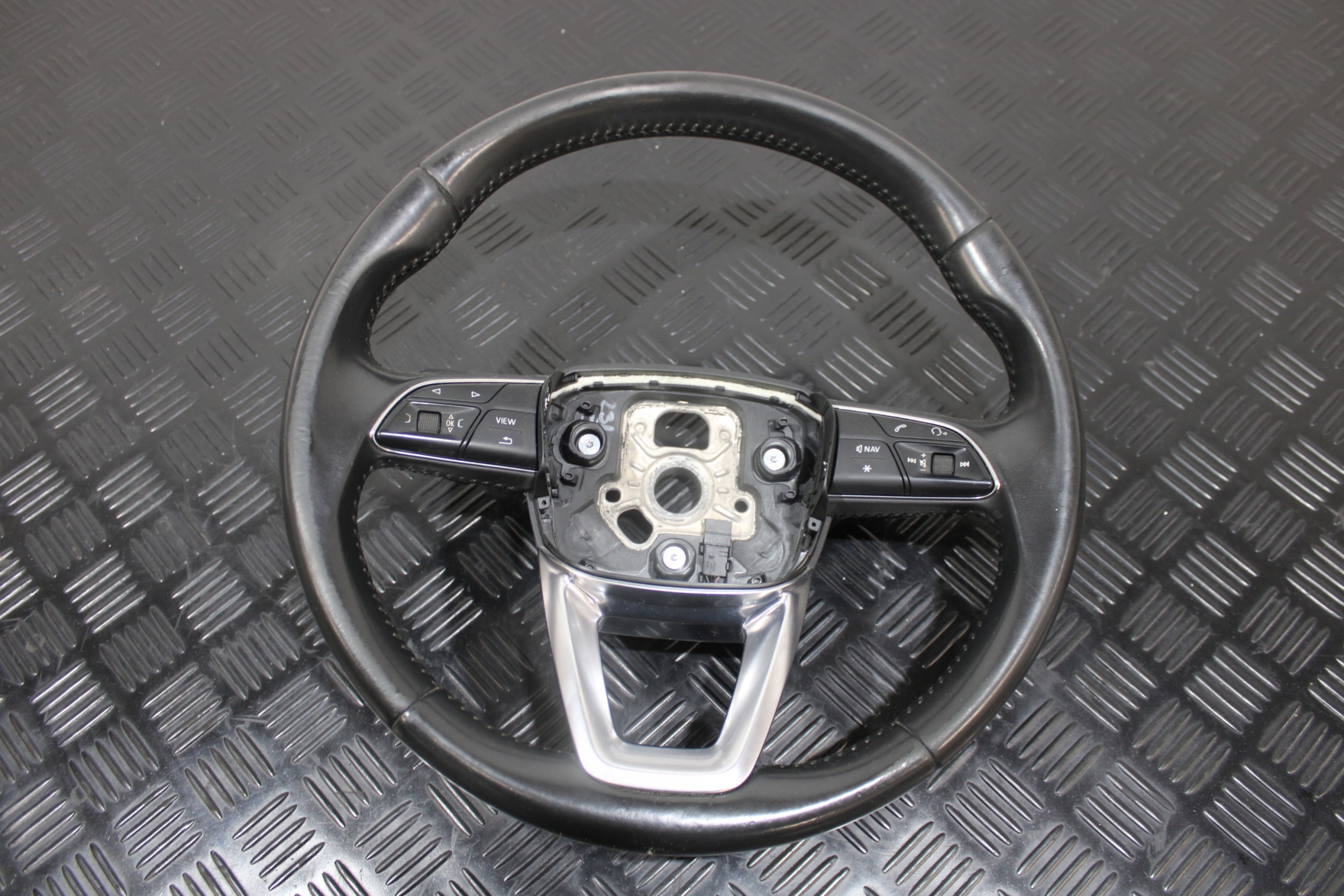 KIEROWICA MULTIFUNKCJA with shifting AUDI A4 B9 8W0 8W9