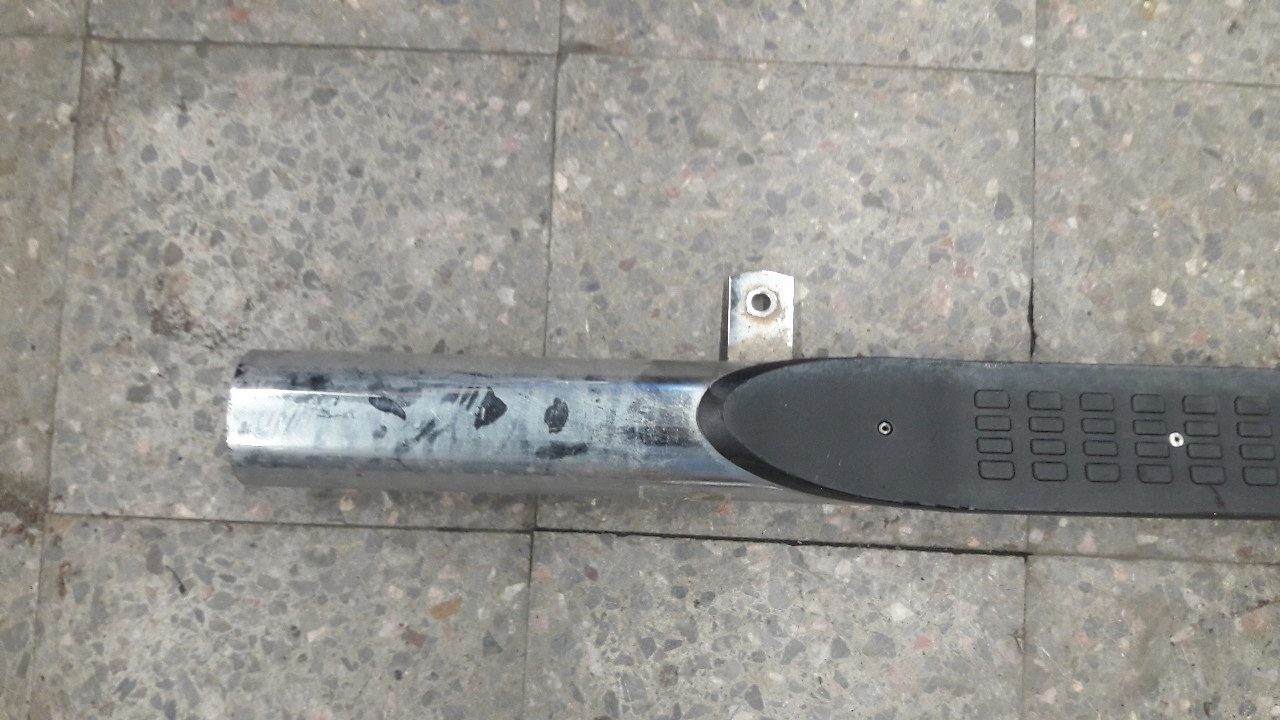 orurowanie progi stopka Ford Explorer U2 Producent Ford (OE)