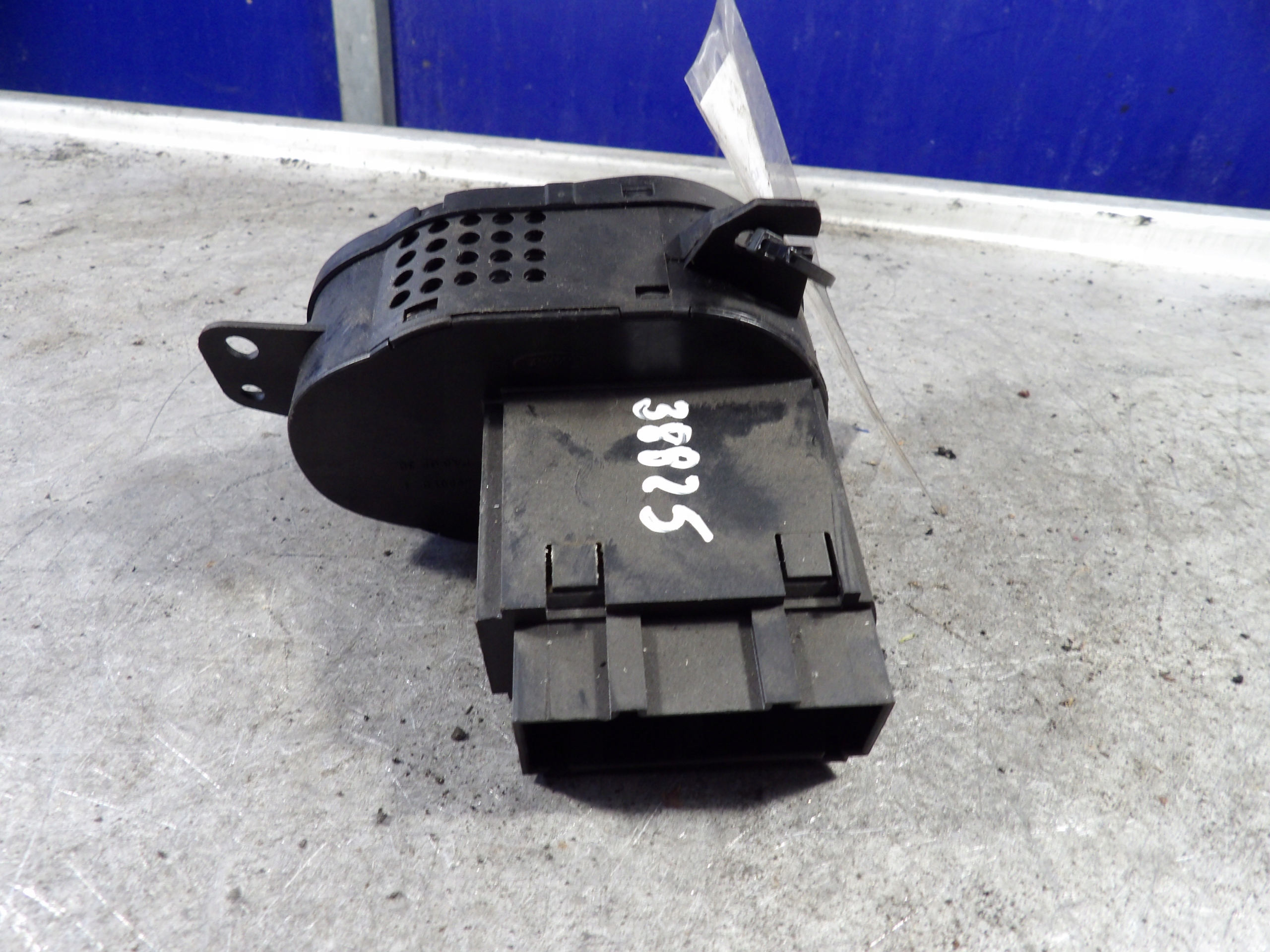 Ford Focus MK1 interruttore luci 1,4B