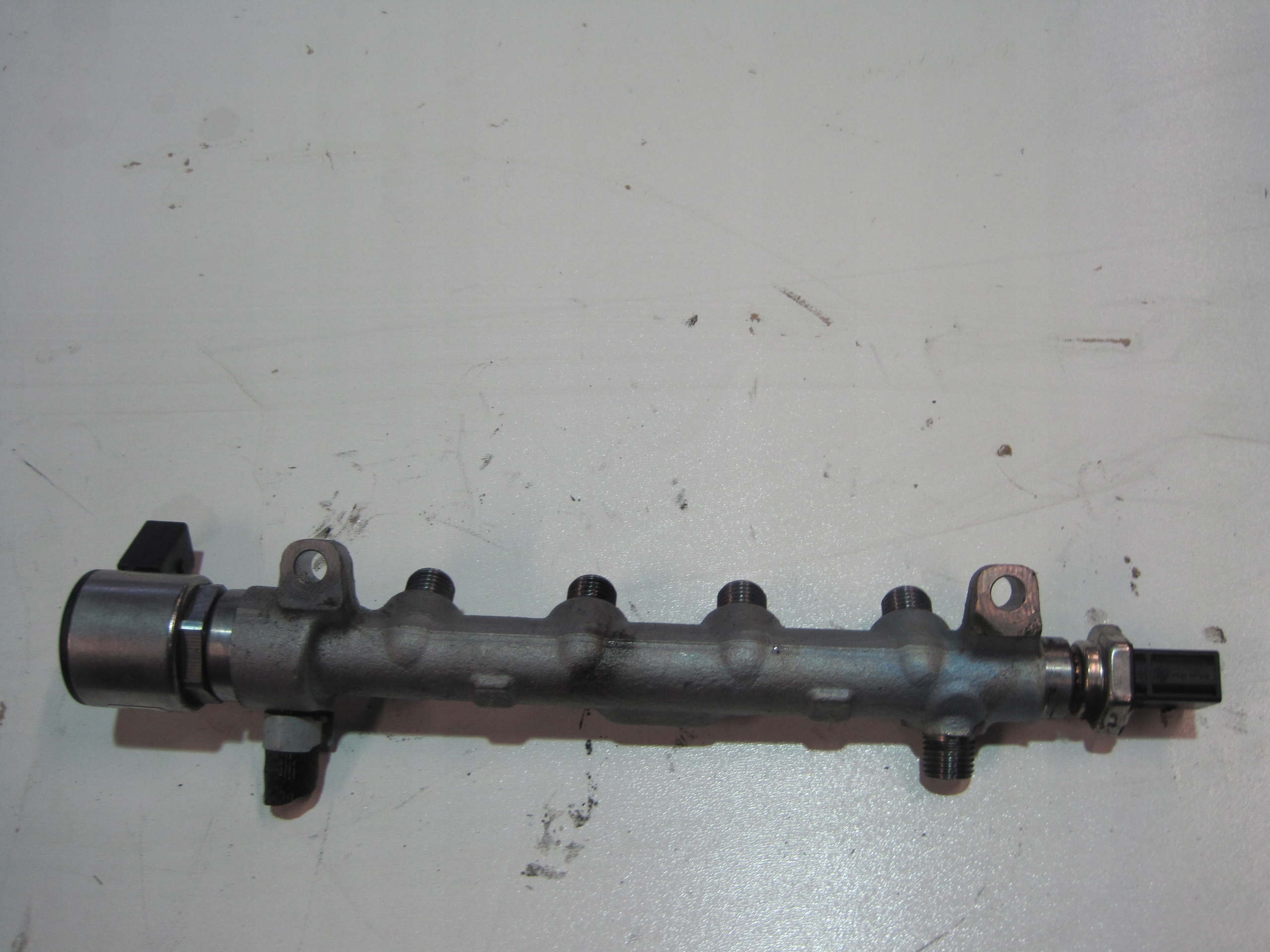Rampe injection VW T ROC 2GA 2,0D 05L130089H