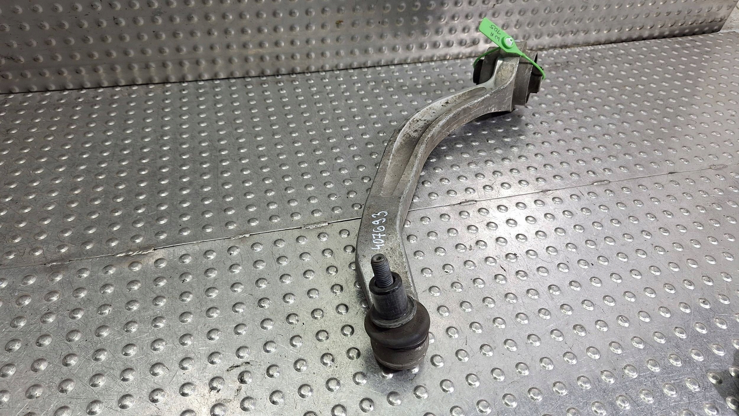 Querlenker links vorne 8E0407693AA AUDI A4 B6 B7 EXEO