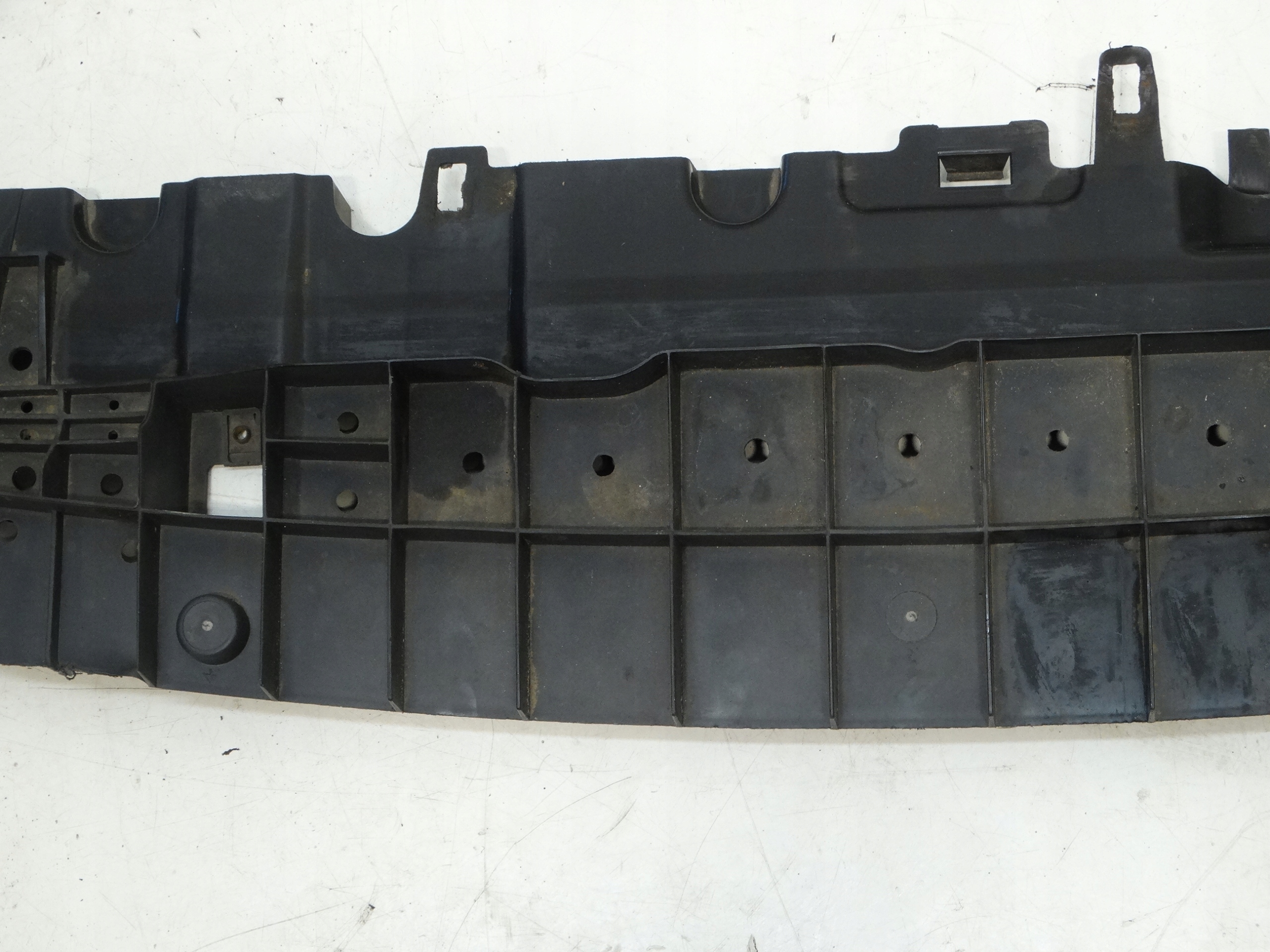 pillar cover below bumper lower front CITROEN CACTUS C4 16R 9801739780