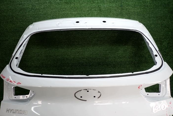 HYUNDAI I30 III KOMBI 17- boot doors rear part