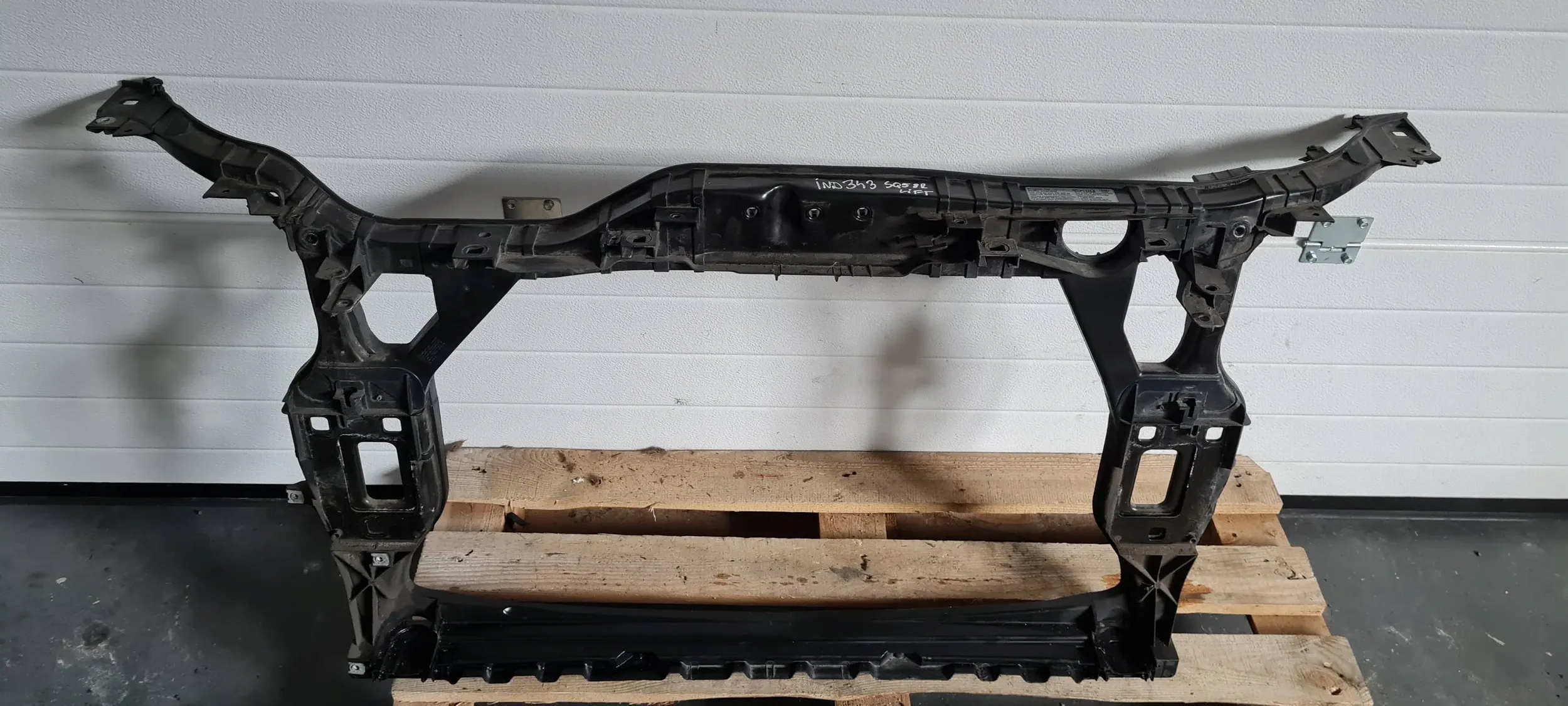 SQ5 8R Q5 LIFT support panel for radiators pillar iron ORG 8R0805594C
