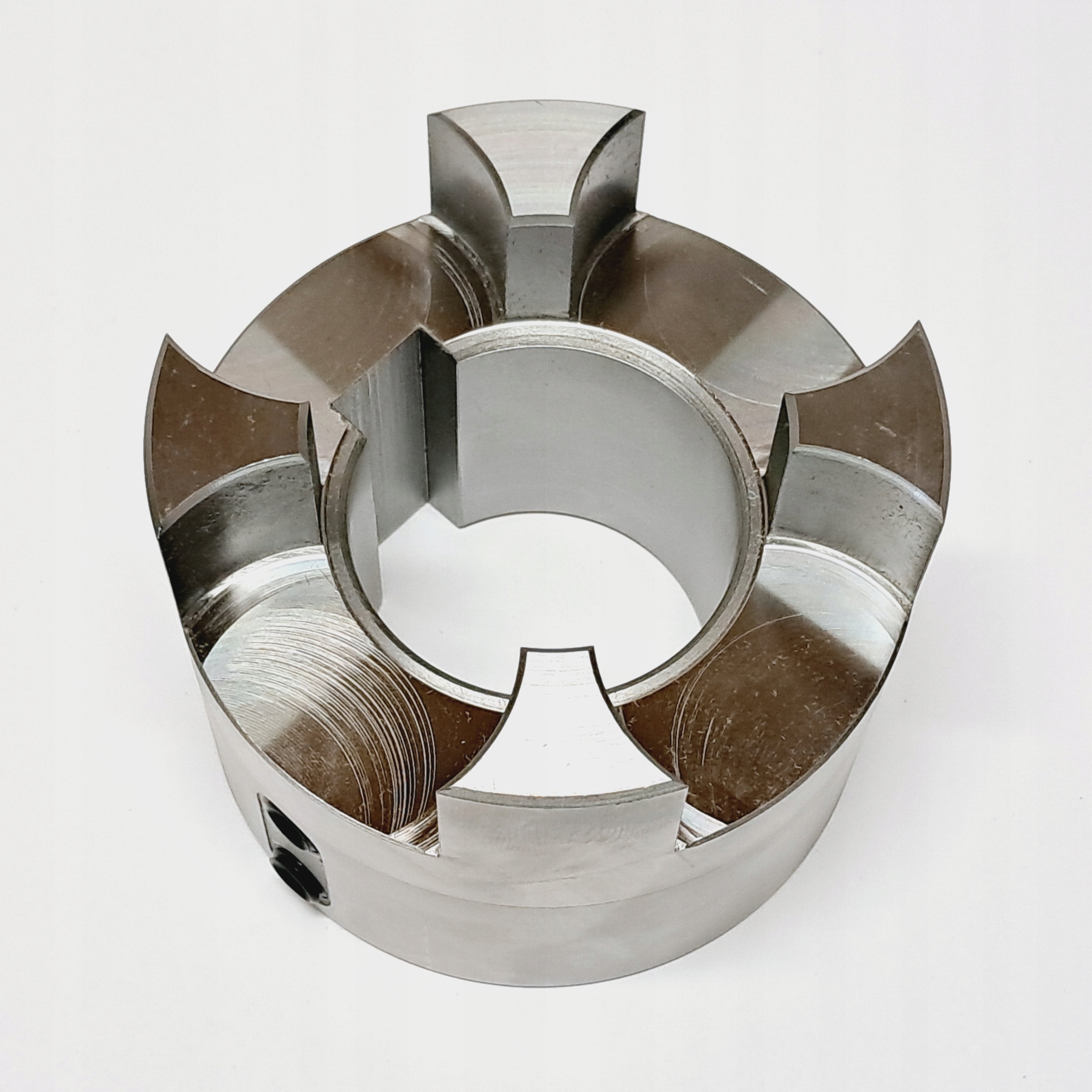 Spojka průměru 95 mm s otvorem fi50 w16 polovina fi95 L126