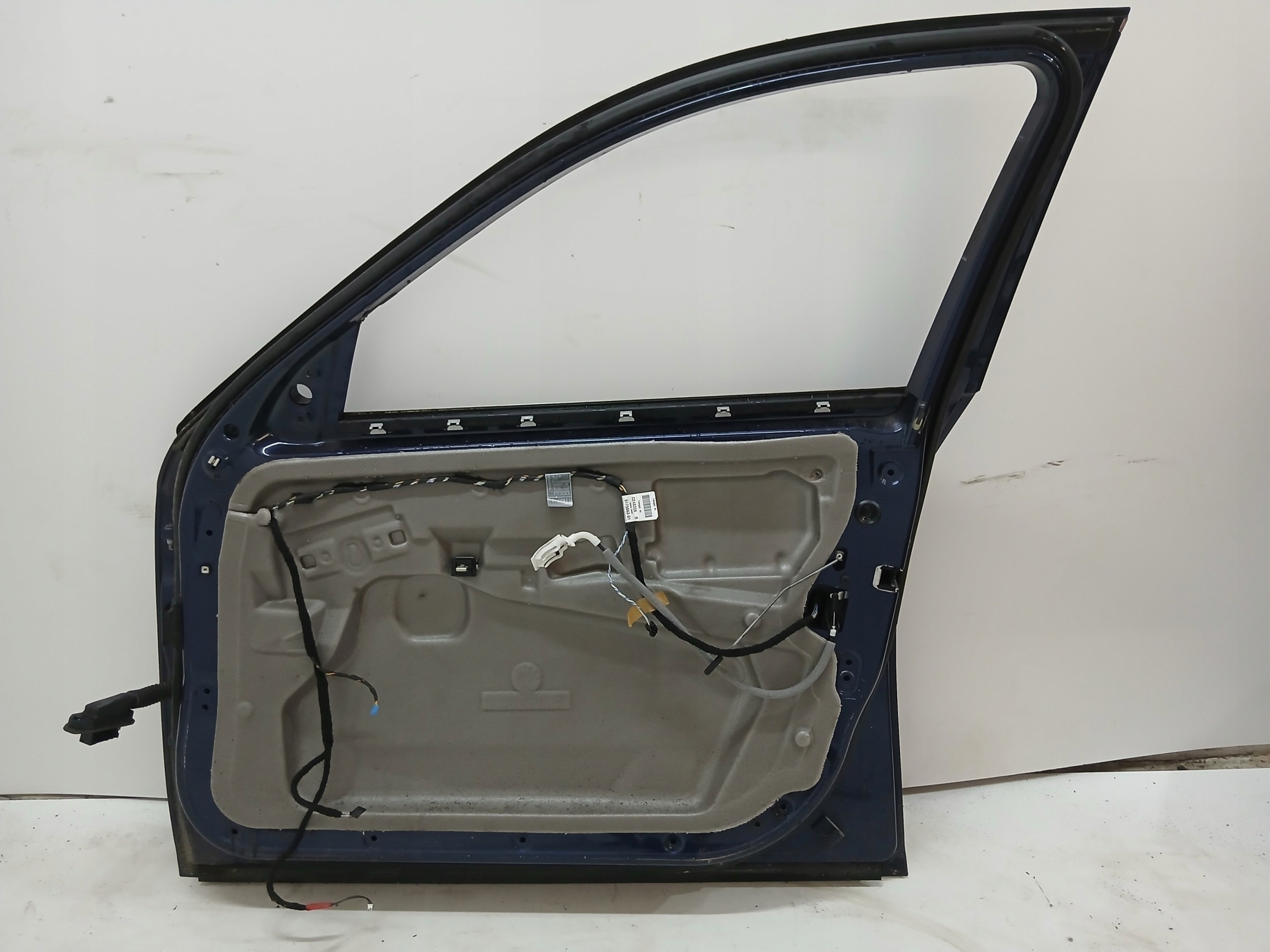 door right front BMW E60 A76/5 TIEFSEEBLAU