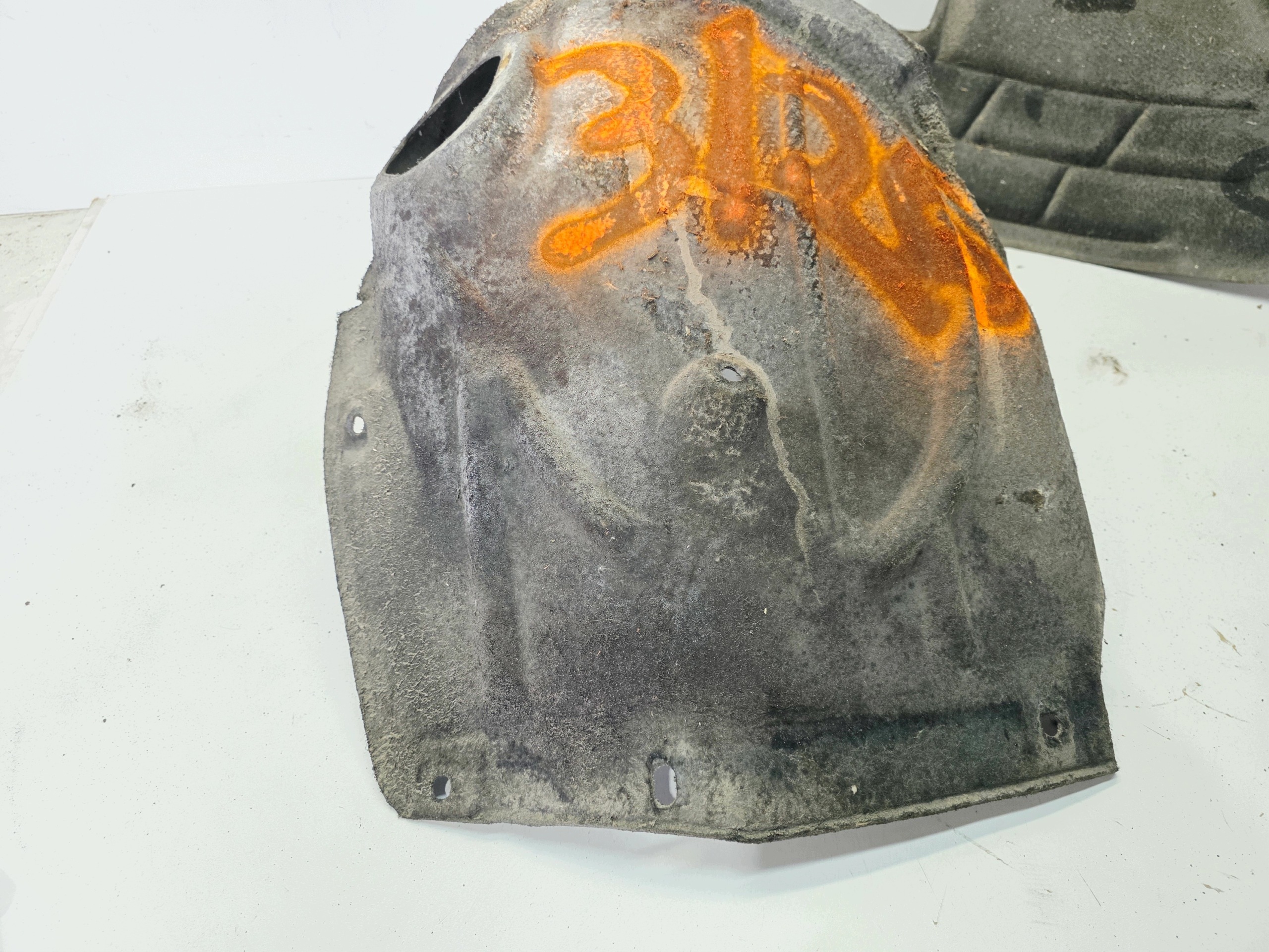 mudguard MATERIALOWE right front AUDI A6 C6 LIFT 3/26
