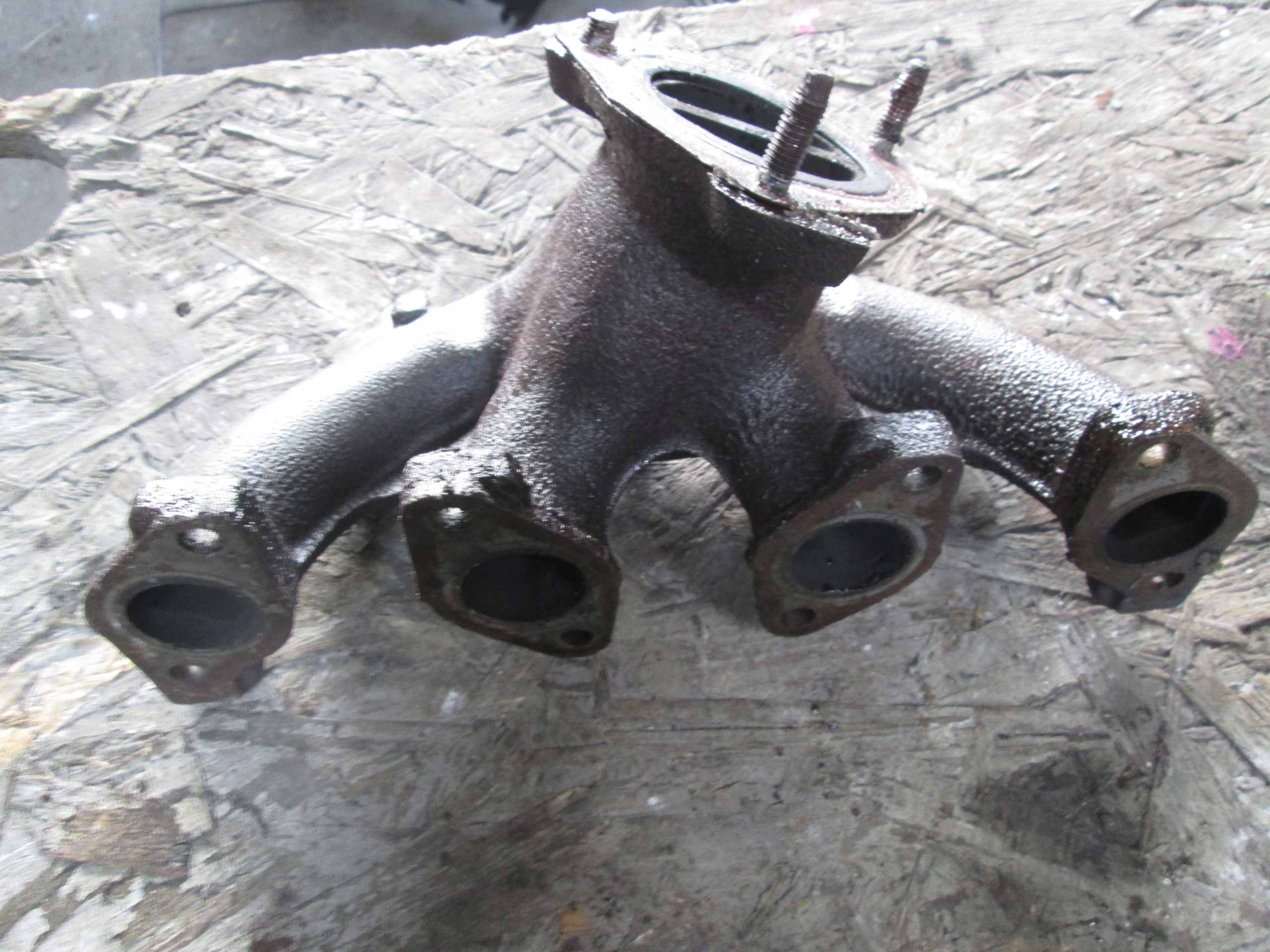 KOLEKTOR WYDECHOWY PEUGEOT 206 1.4 BENZYNA CITROEN Producent części Peugeot OE