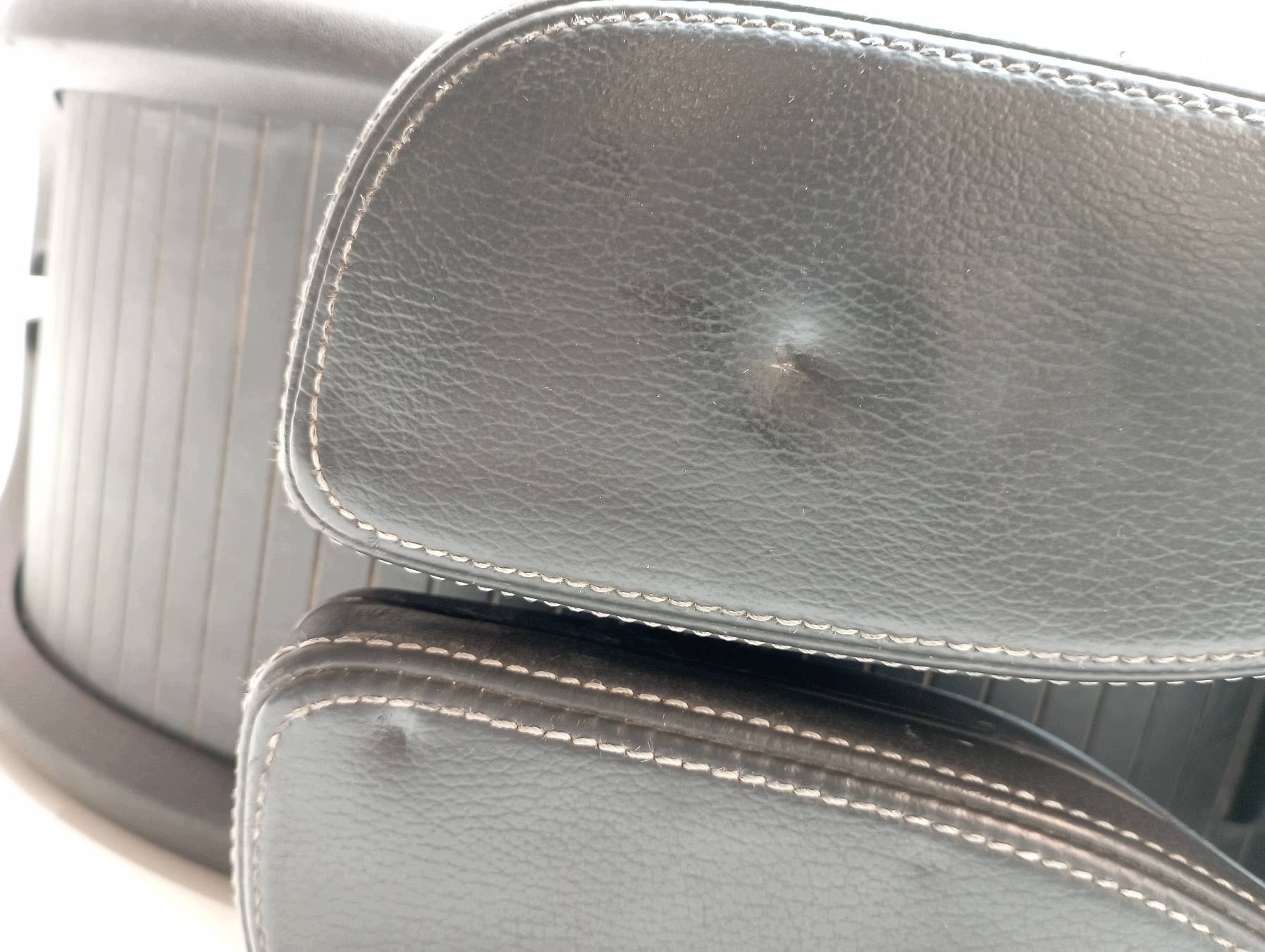 tunnel media bracciolo pelle, in pelle Renault Scenic II (2003-2009)