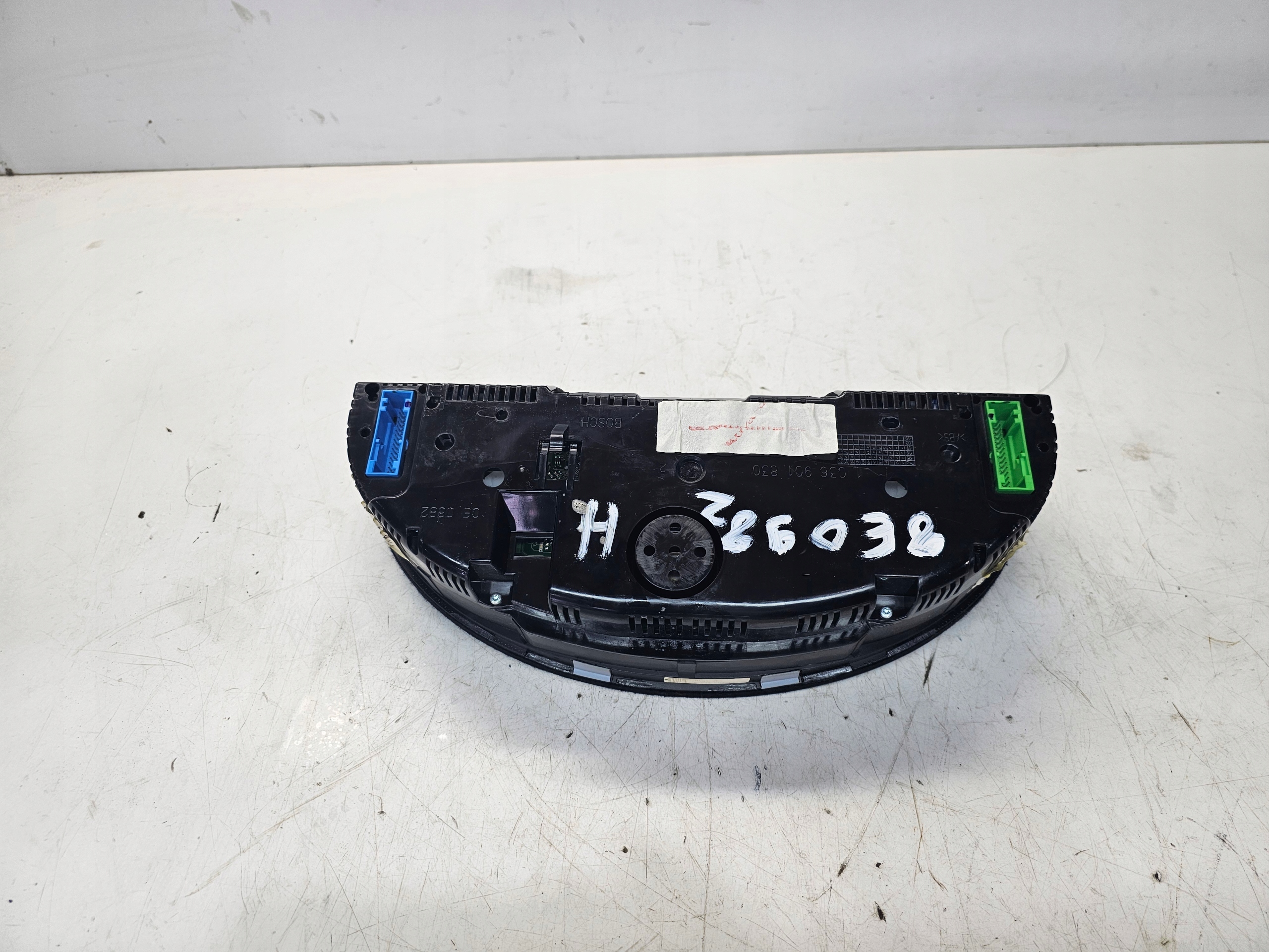 dials dials AUDI A4 B7 2.0 TFSI 8E0920982H UK