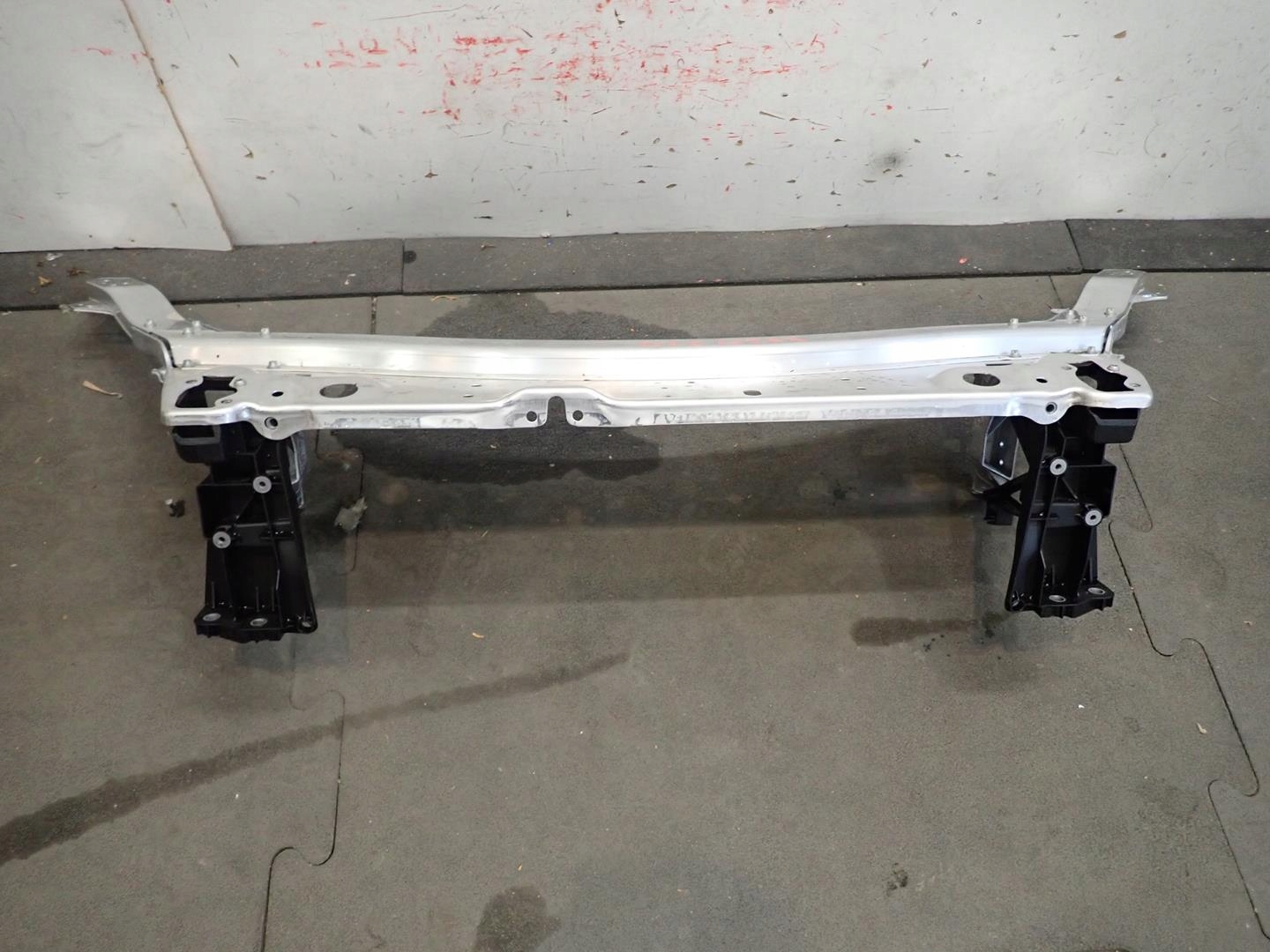 support panel for radiators MERCEDES GLC W253 A2536210300