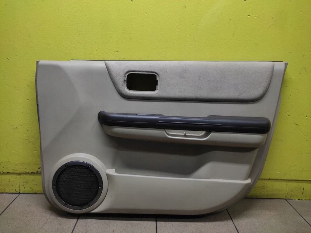 NISSAN X-TRAIL side upholstery door right front