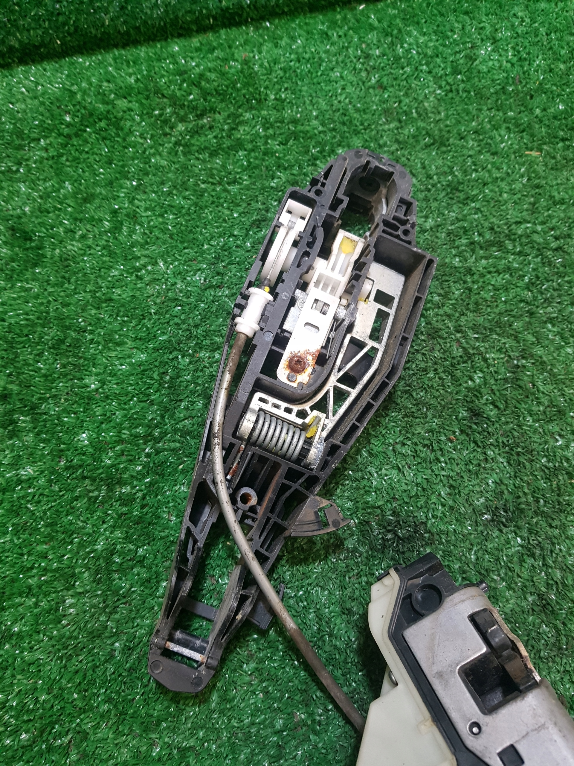 lock door right front CITROEN C4 II (B7) 6 PIN