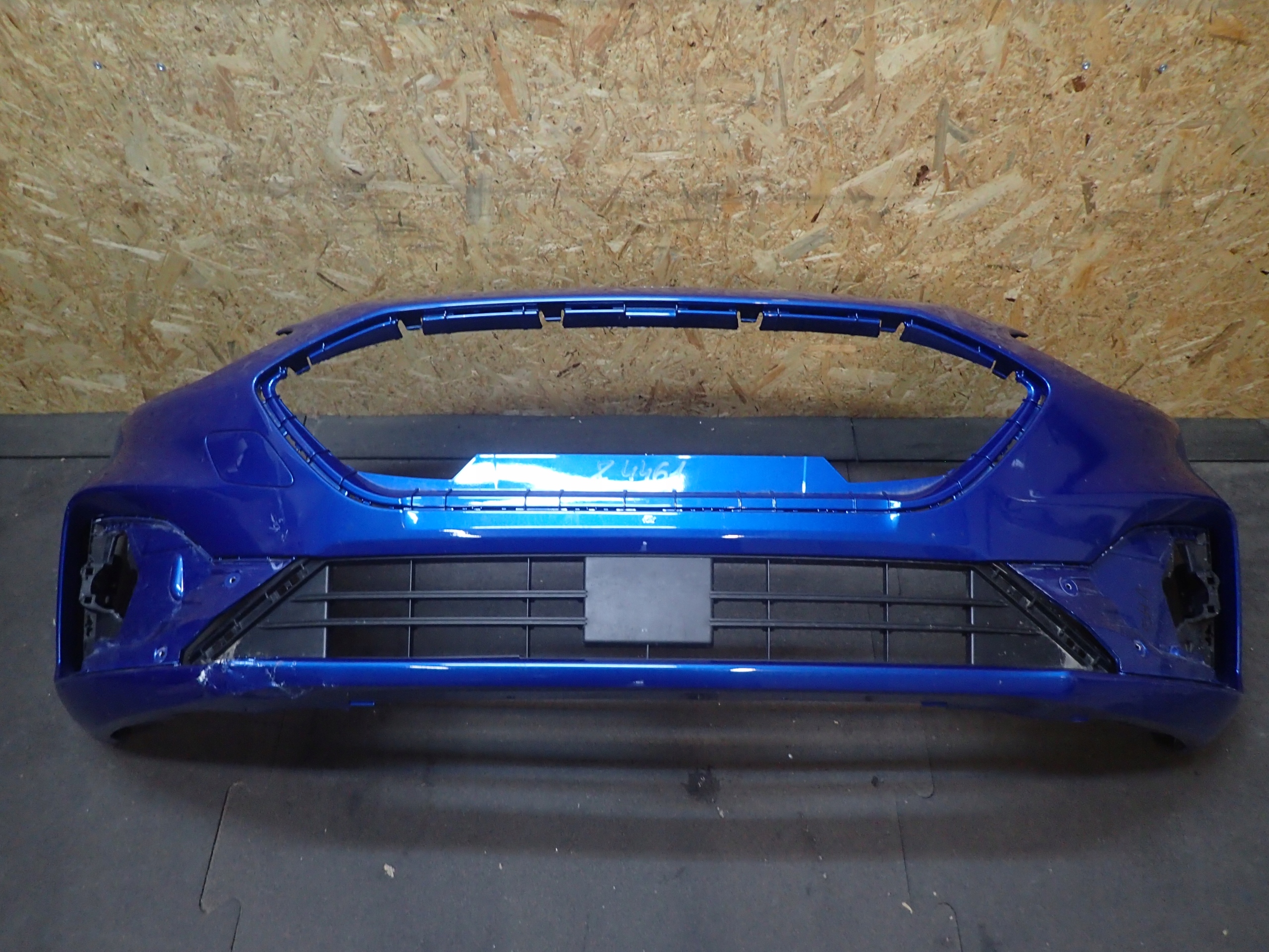 STOSSSTANGE VORNE FORD FOCUS MK4 ST LINE ST