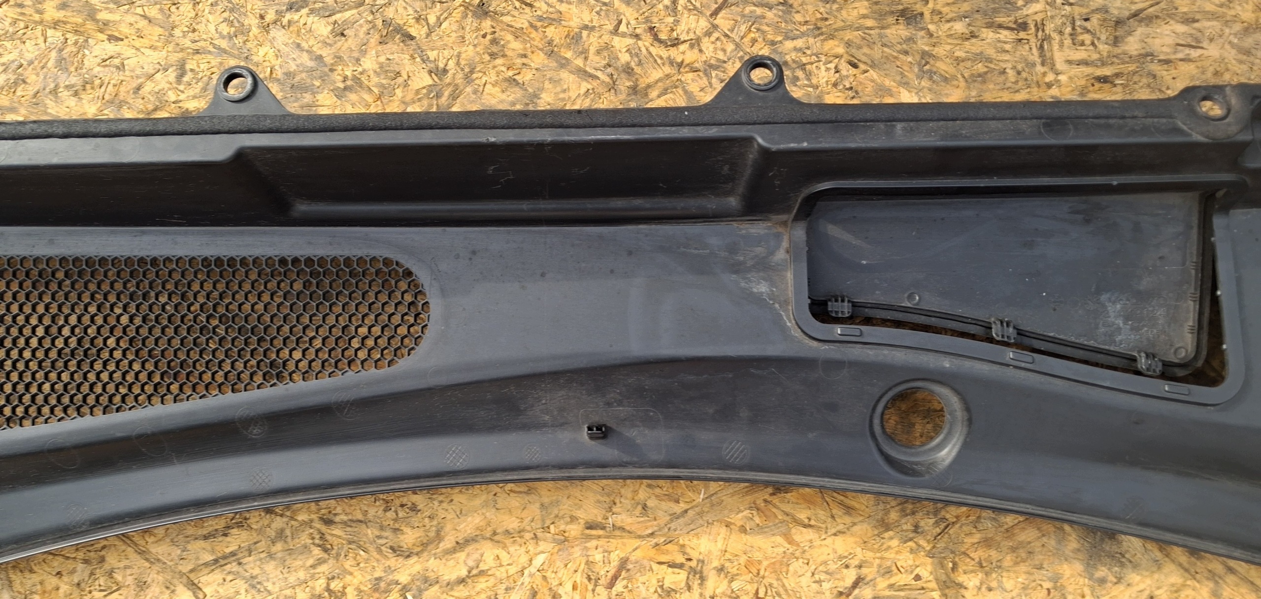 torpedo upper VOLVO XC60 II 31442120