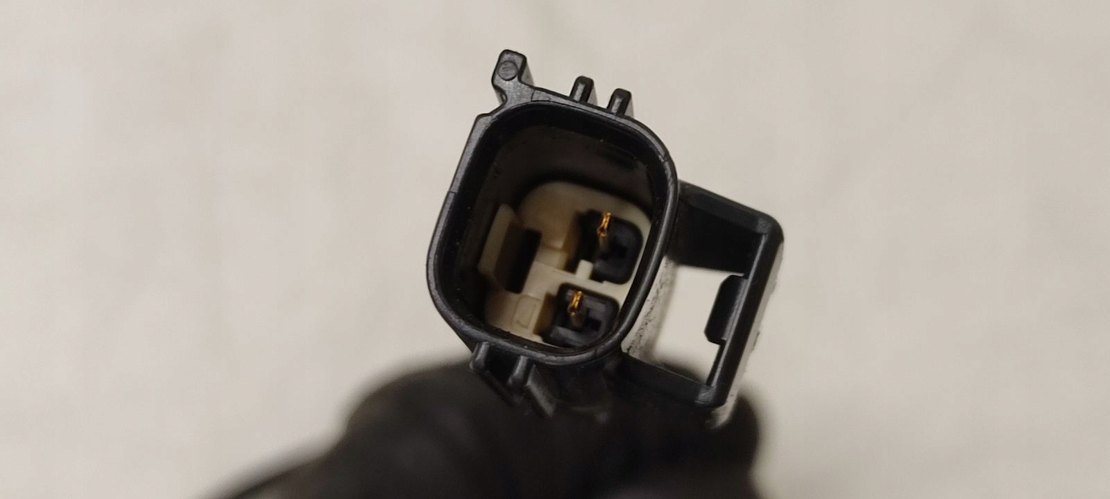 Sensor temperatury Gase Volvo V70 2,4D