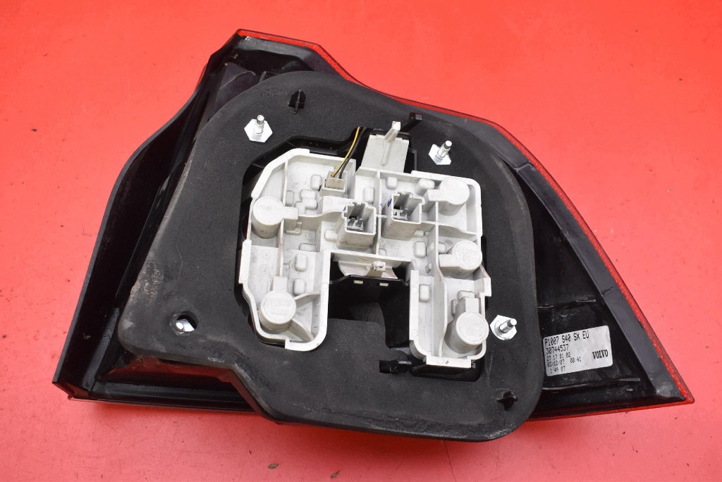 light left rear part rear 30744537 VOLVO S40 2 II LIFT 07-12
