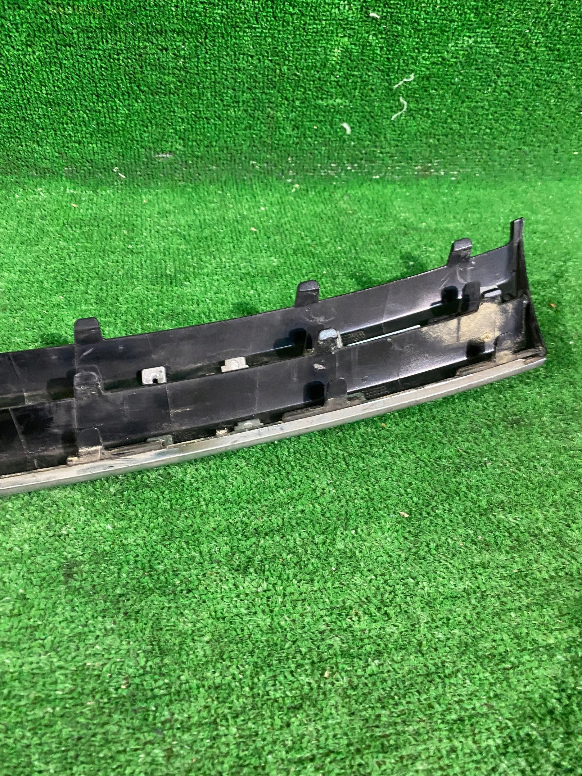 grill grille radiator VW GOLF VI