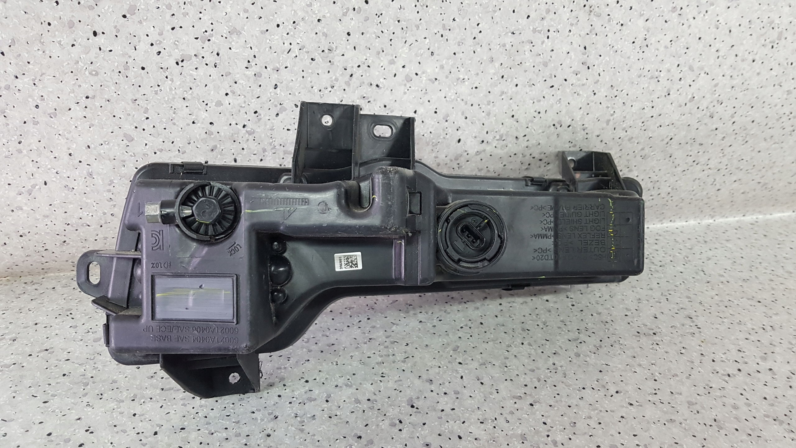 TESLA MODEL 3 2017 - right LED DRL fog light D 9339