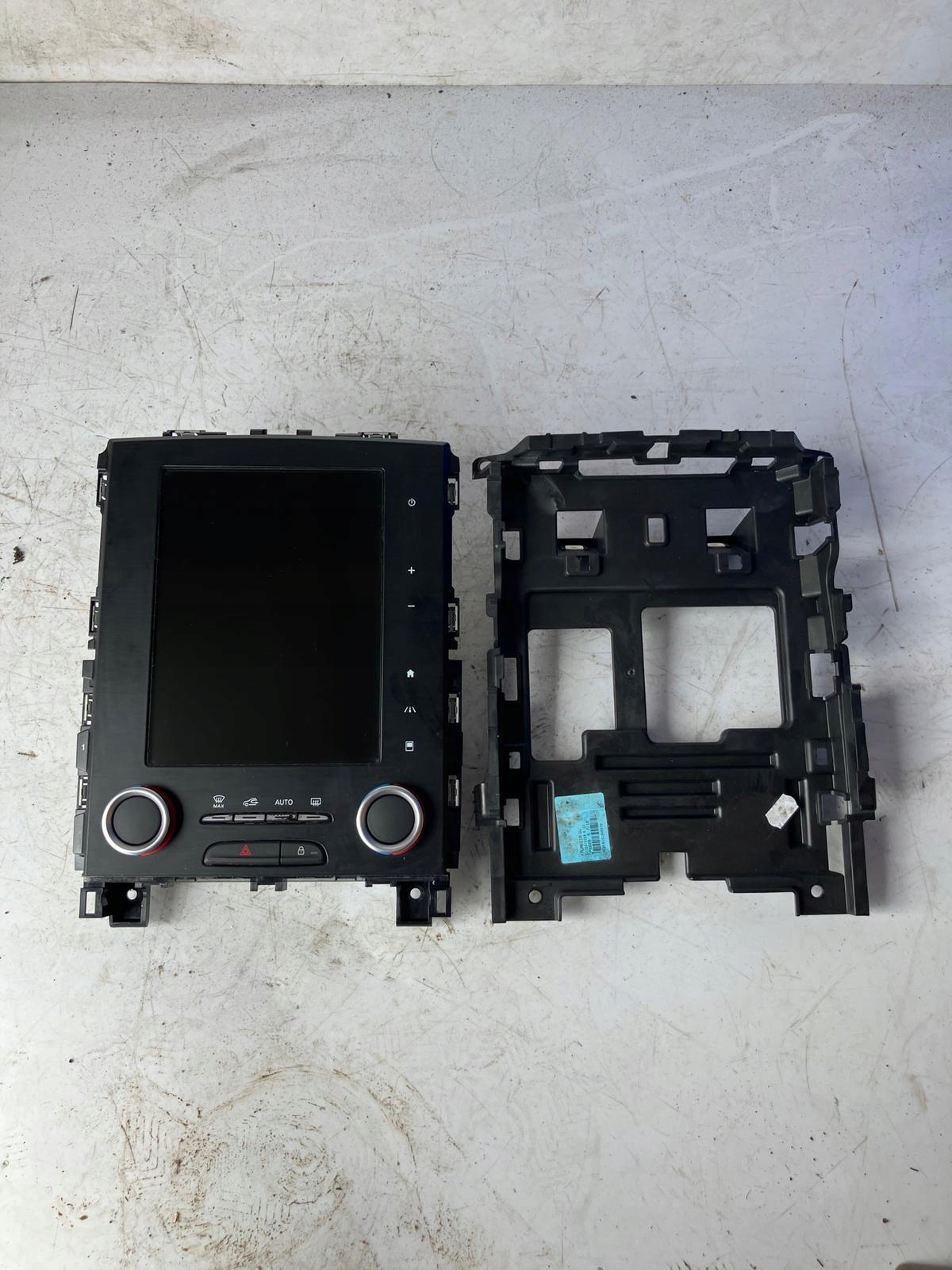 EKRAN display navigace MEGANE IV 280900083R