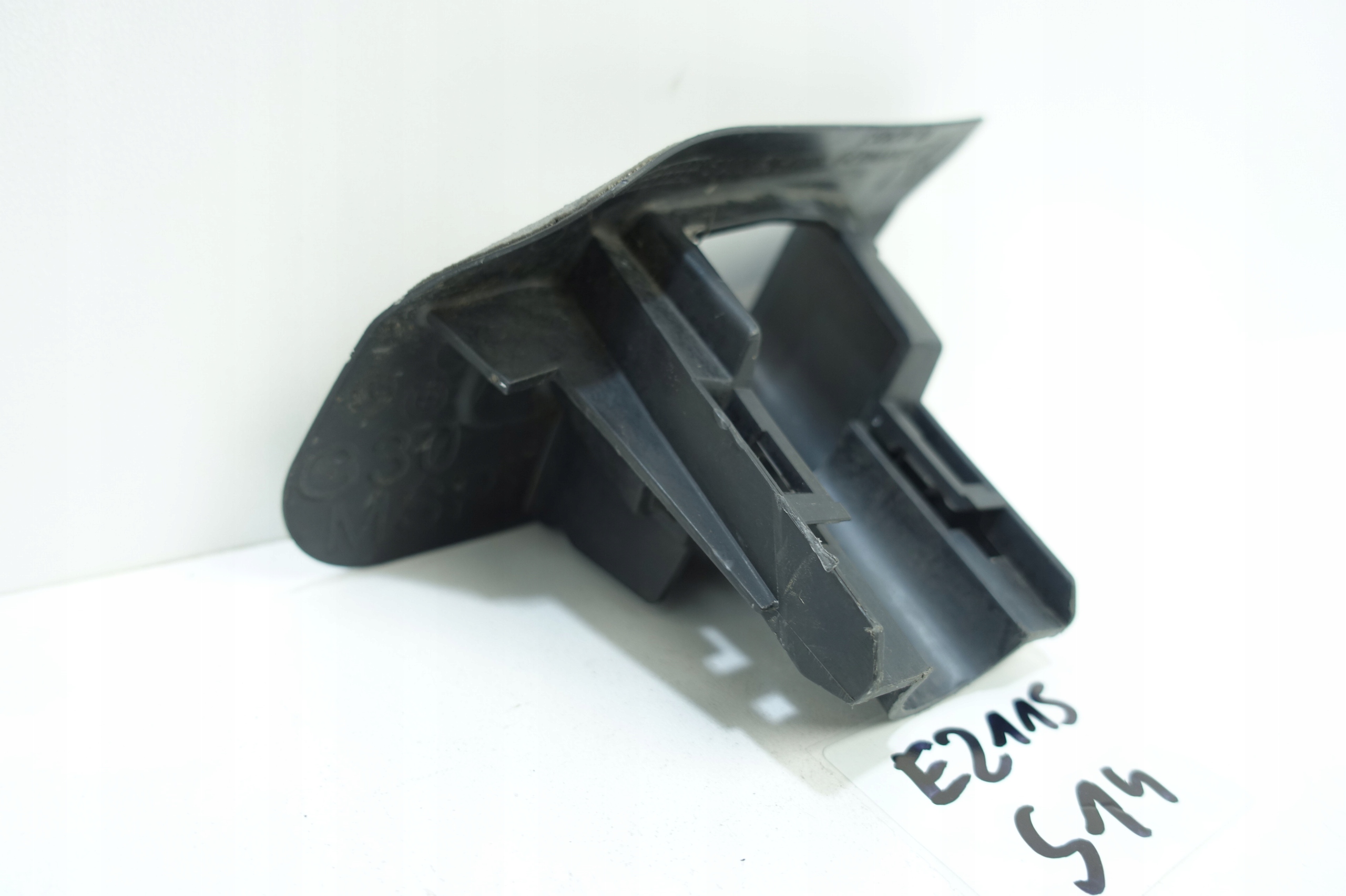 Halter der Spritzdüse rechts BMW 5 G30 G31 8061778