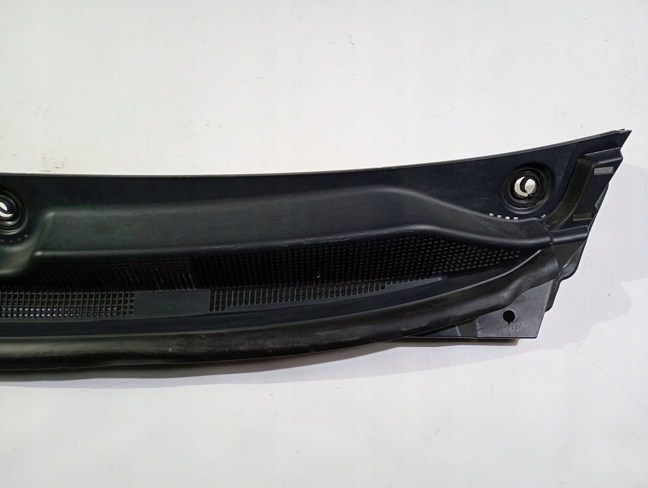 torpedo front front upper tension belt cover Chrysler Pacifica 2017