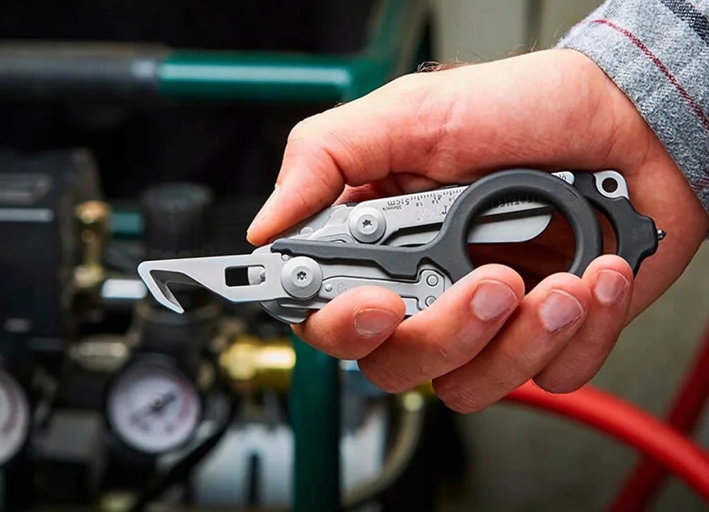 NOŻYCE WIELOFUNKCYJNE TAKTYCZNE MEDYCZNE MULTITOOL 6W1 Model NT