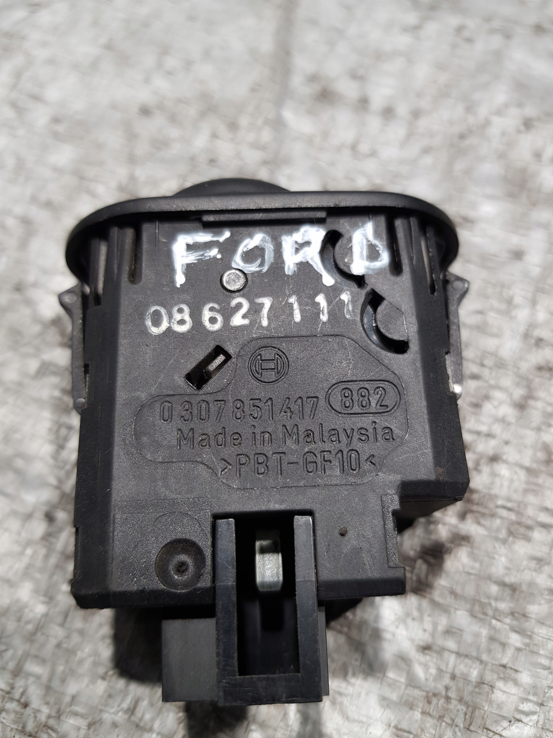 switch control of the lights Ford OE 0307851417