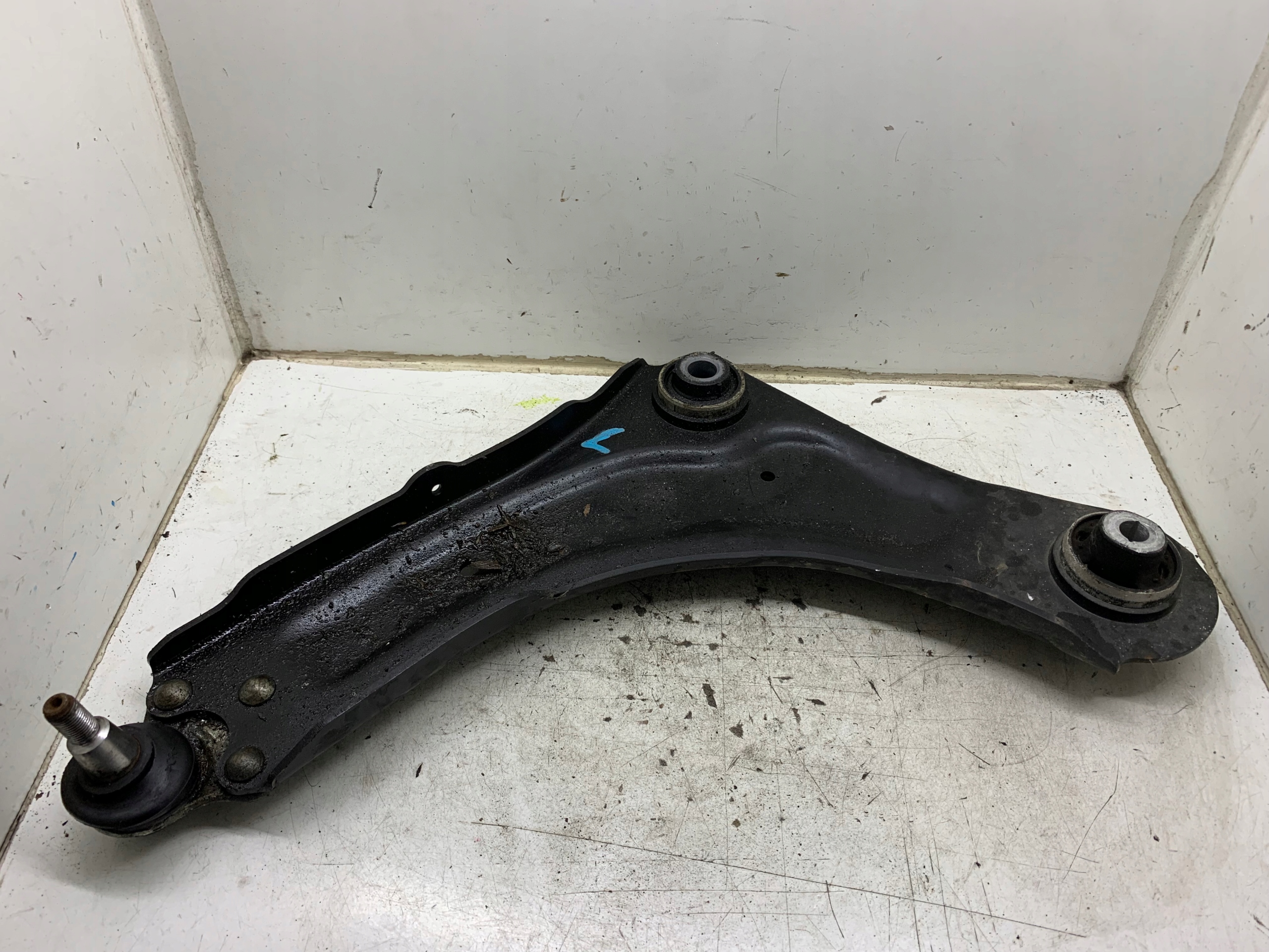 Querlenker vorne links RENAULT MEGANE III 2012 COUPE