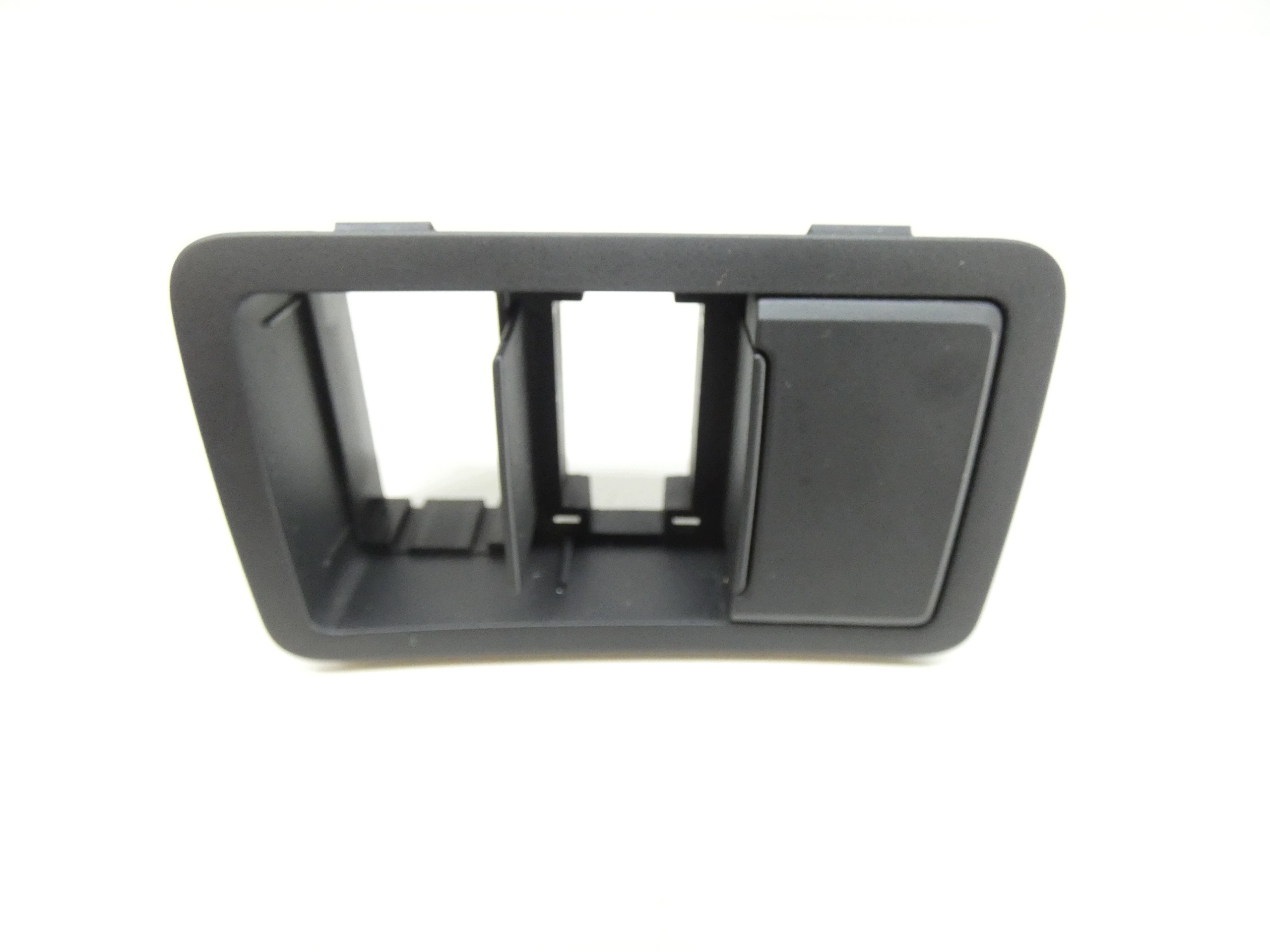 spoiler PRZELACZNIKA PANEL left front HYUNDAI I30 and FD HB 07-12