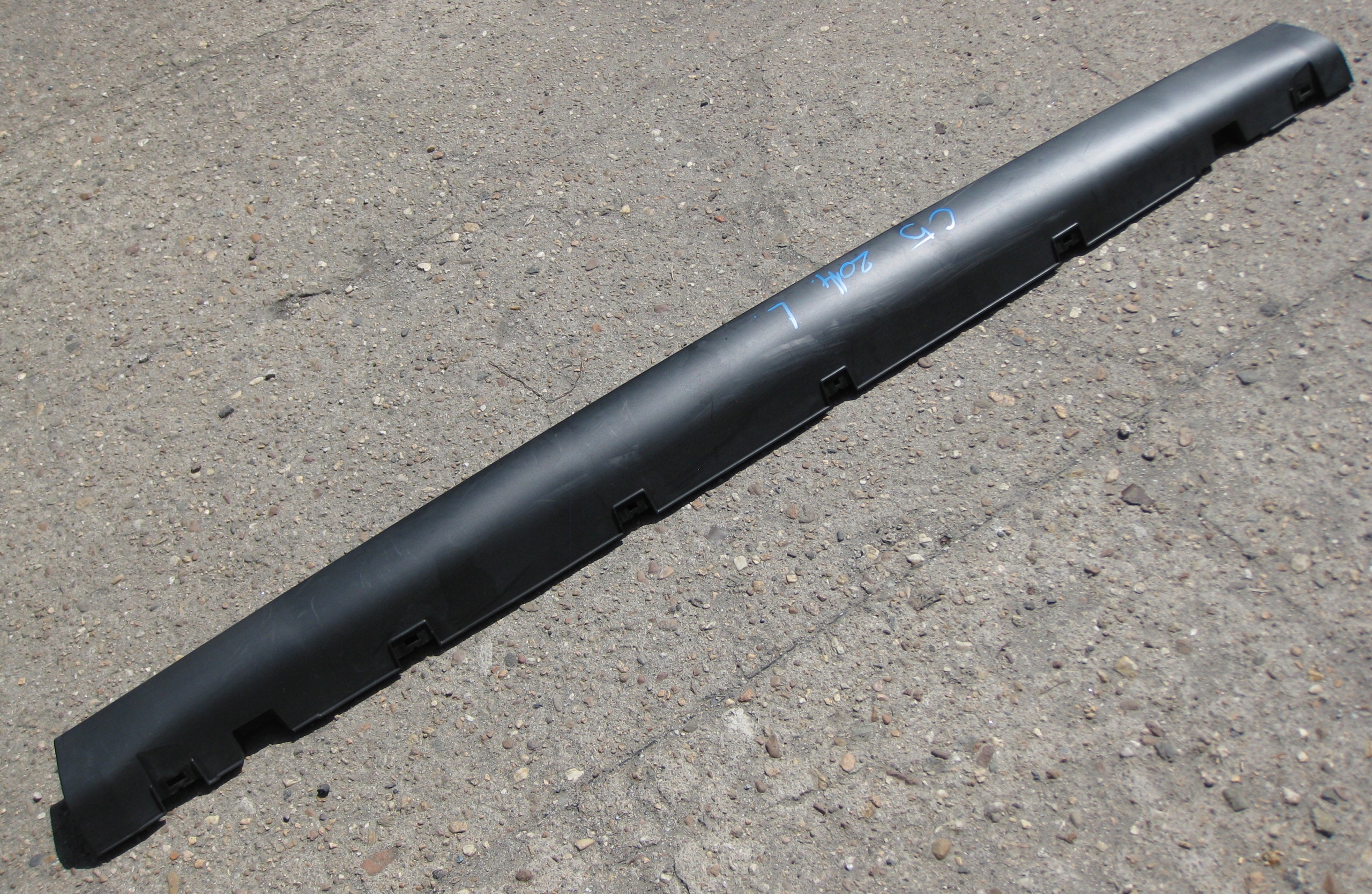 CITROEN C5 III 14R moulding threshold left cap 9681060880