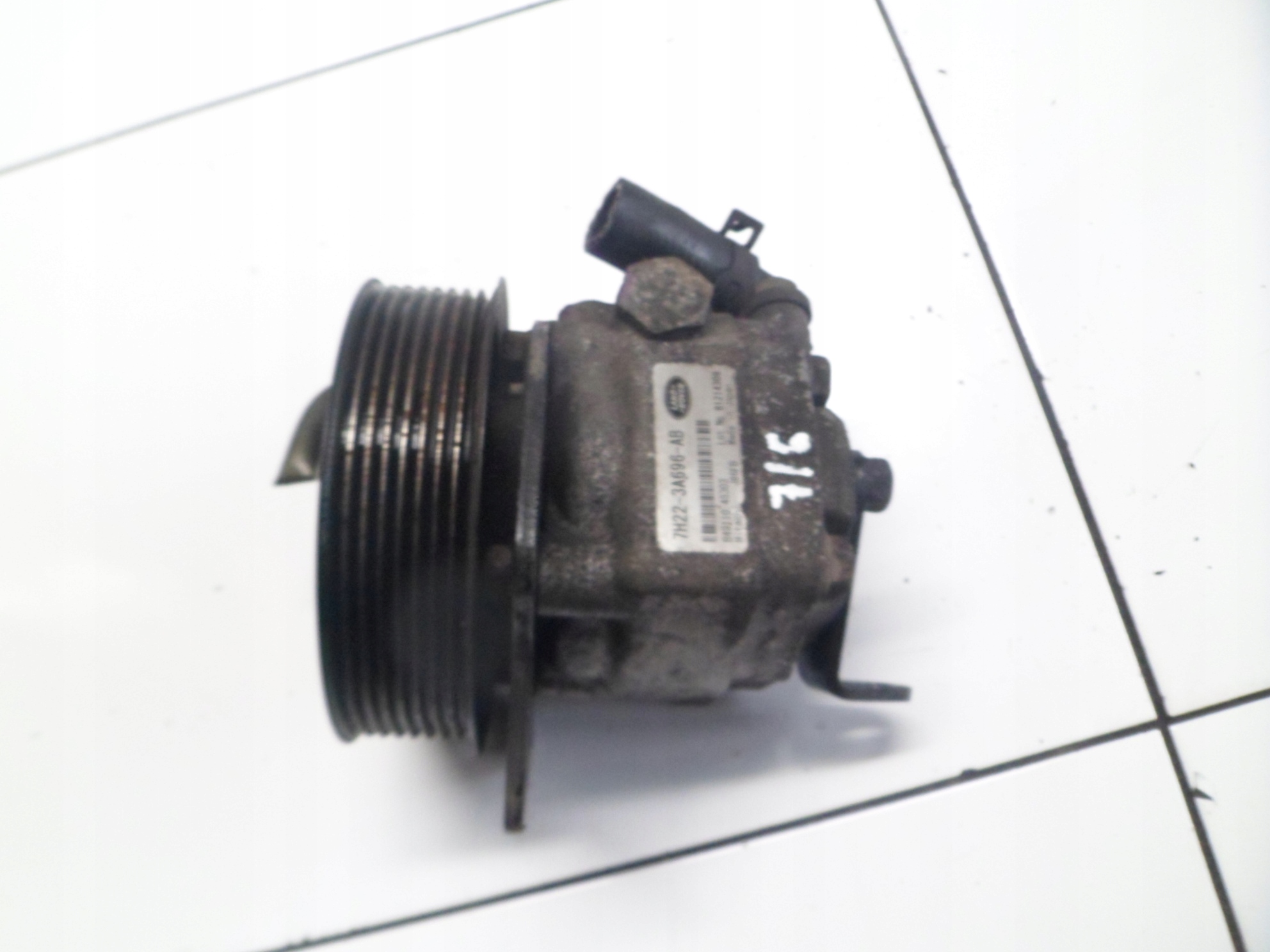 RANGE ROVER 2.7D Pompe direction assistée 7H22-3A696-AB