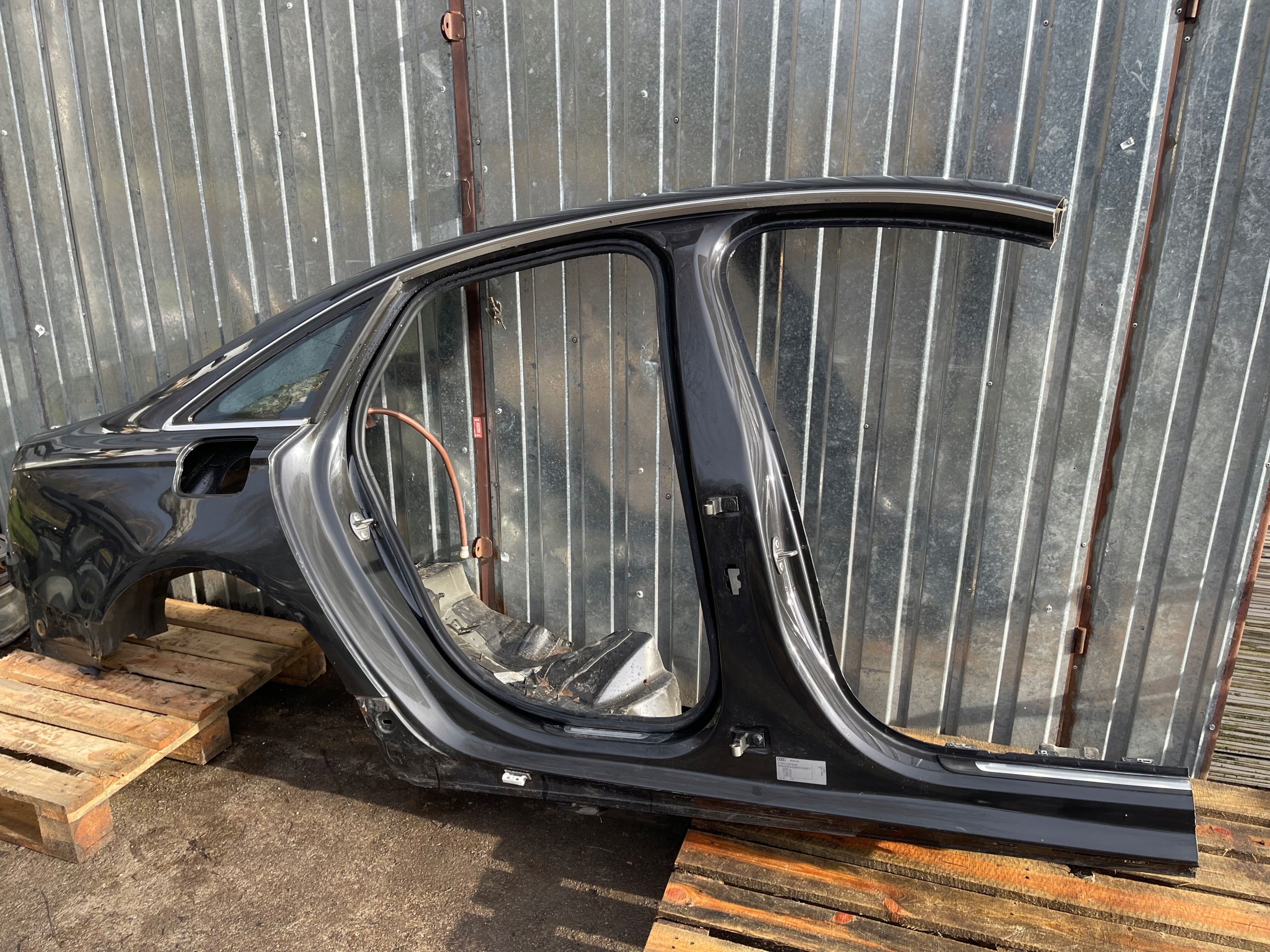 quarter fender threshold rear part right side AUDI A6 C7 sedan LX7U