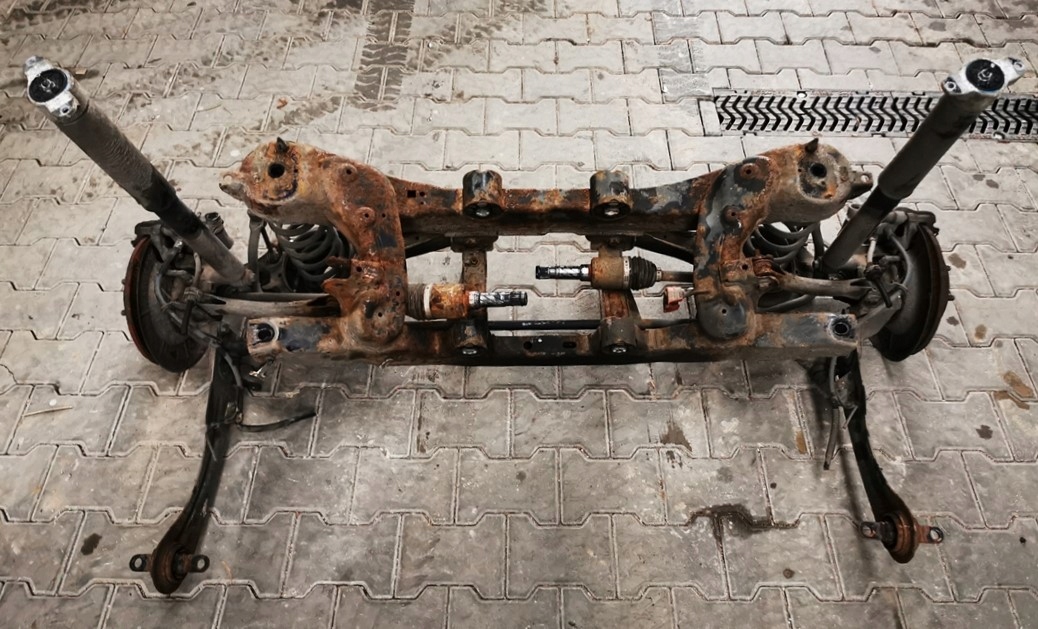 FORD KUGA MK2 12-16 2.0 TDCI 4x4 KOMPLETNE ZAWIESZENIE BELKA TYŁ