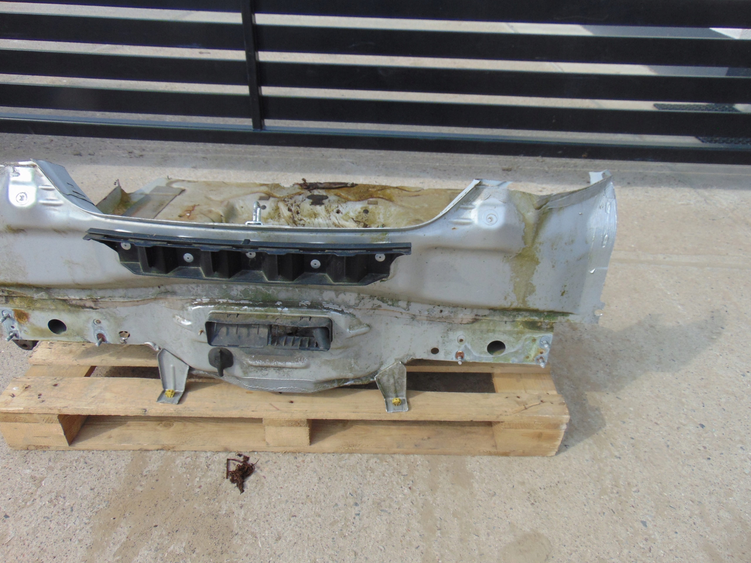 FORD KA MK2 PAS TYLNY WANNA PODŁOGA Typ samochodu Samochody osobowe