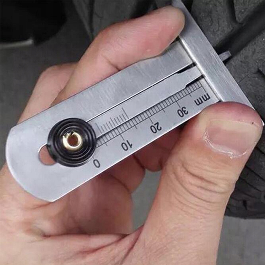 GŁĘBOKOŚĆ OPONY GŁĘBOKOŚĆ BIEŻNIKA BRELOK Kod producenta JSDBGF216