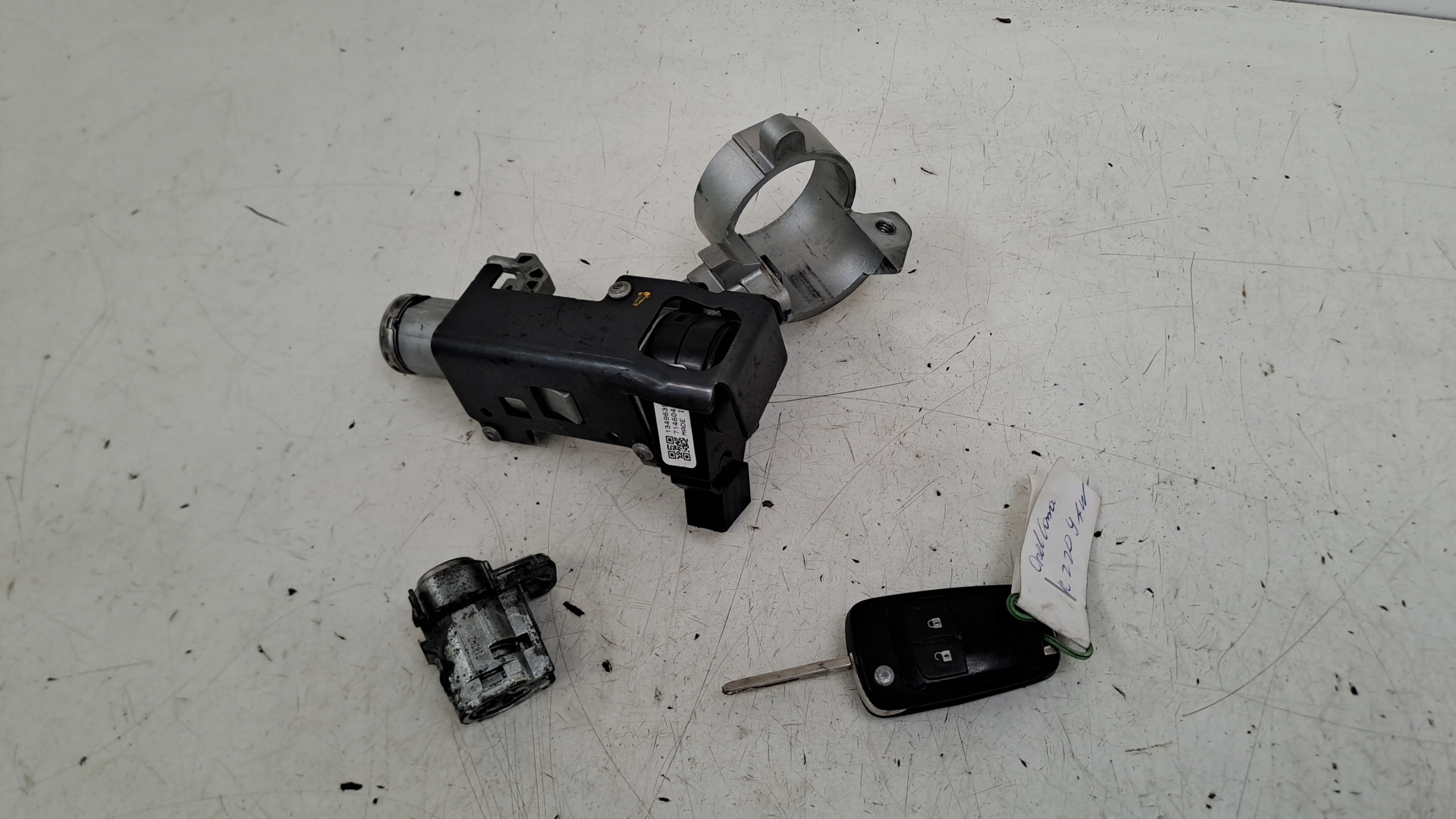 Allumage Insert Clé kpl 13496392 Opel Corsa E