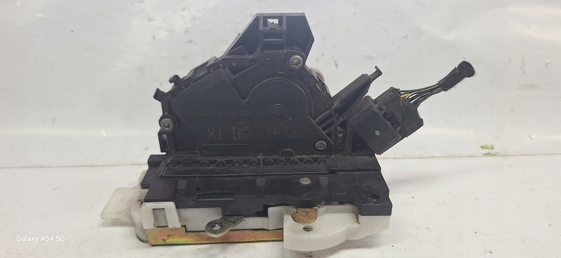lock door FORD FOCUS II right front 2S4AA21812FA